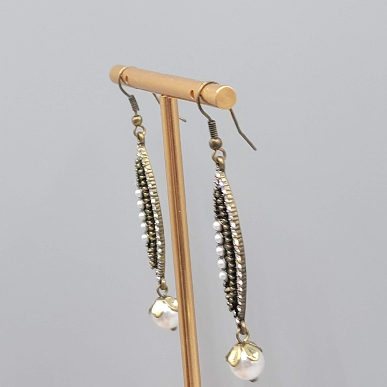 Faux Pearl Rhinestone Long Pierced Earrings Bronze tone Dangle 2 in