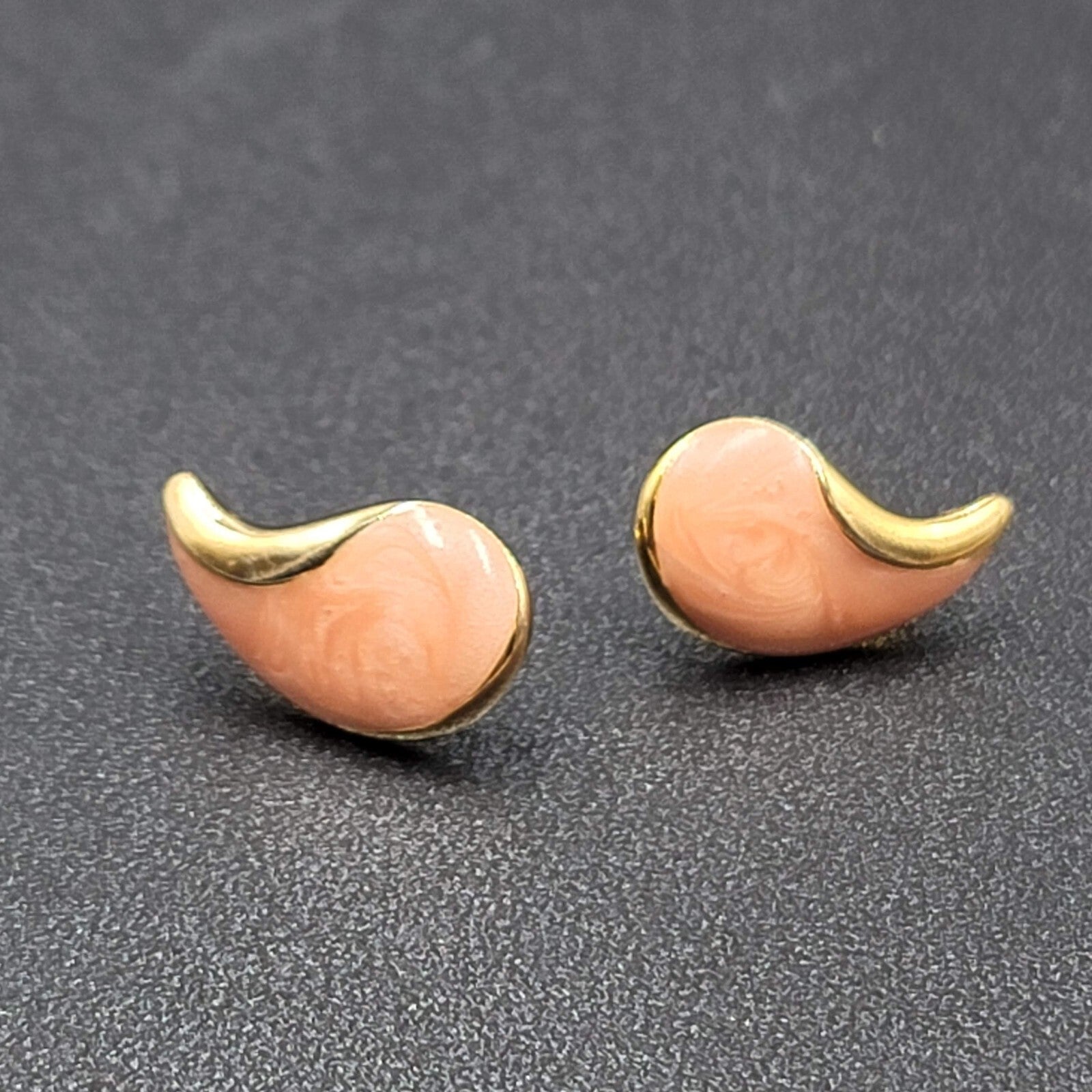 Vintage Pierced Earrings Gold tone PinkEnamel Teardrop Studs 3/4"