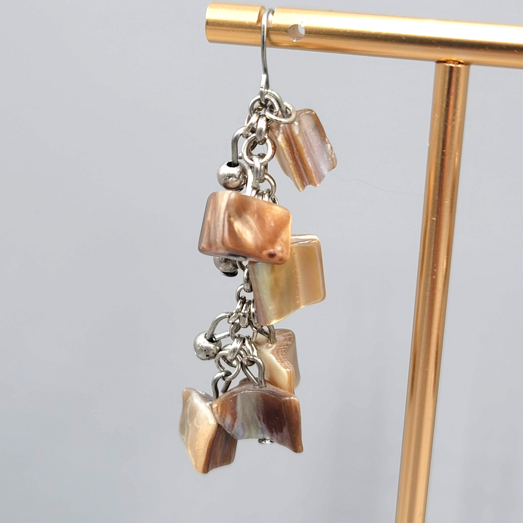 Beige Shell Cluster Pierced Earrings Silver tone Dangle 2 in