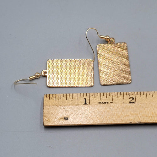 Black White Kitty Cat Sun Enamel Pierced Earrings Gold tone Dangle 1 1/8"