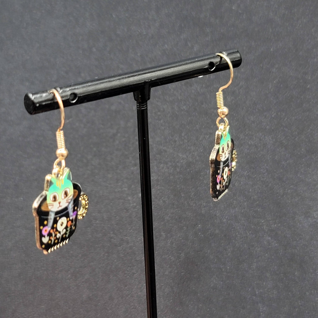 Pierced Earrings Gold tone Enamel Kitty Cat in Tea cup Dangle 3/4"