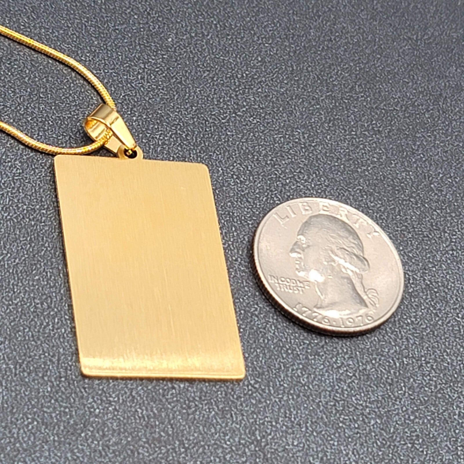 The MAGICIAN Tarot Card Pendant Necklace Major Arcana Gold tone 18”.