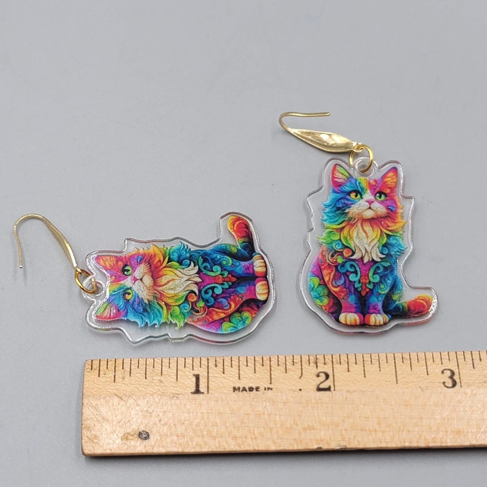 Rainbow Cat Pierced Earrings Multicolor  Acrylic Dangle Gold tone Hook 1.5"