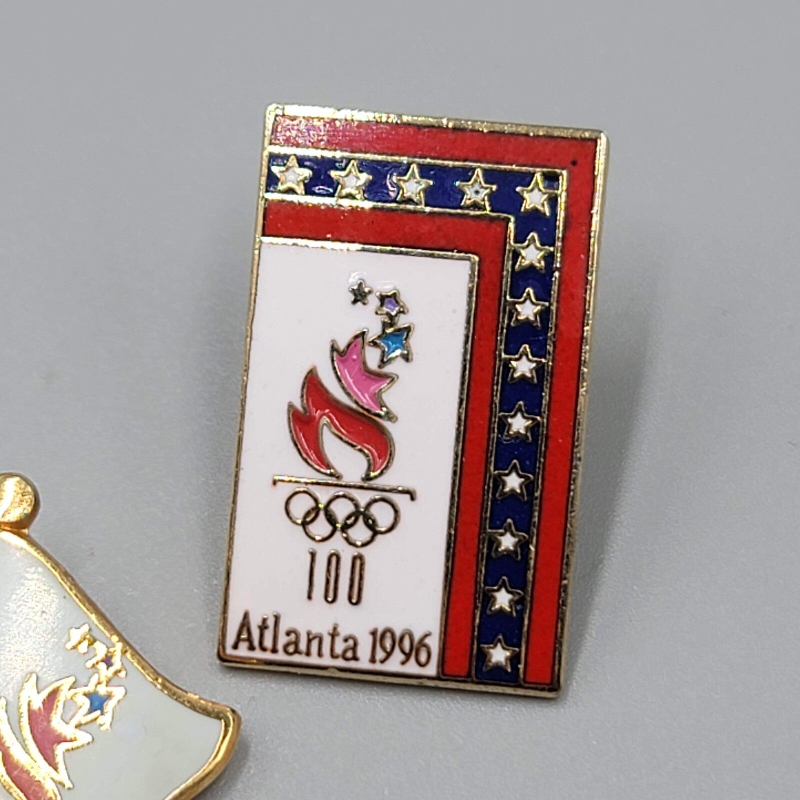 Vintage USA Olympic Atlanta 1996 Welcome Izzy Mascot Pin Lot of 2