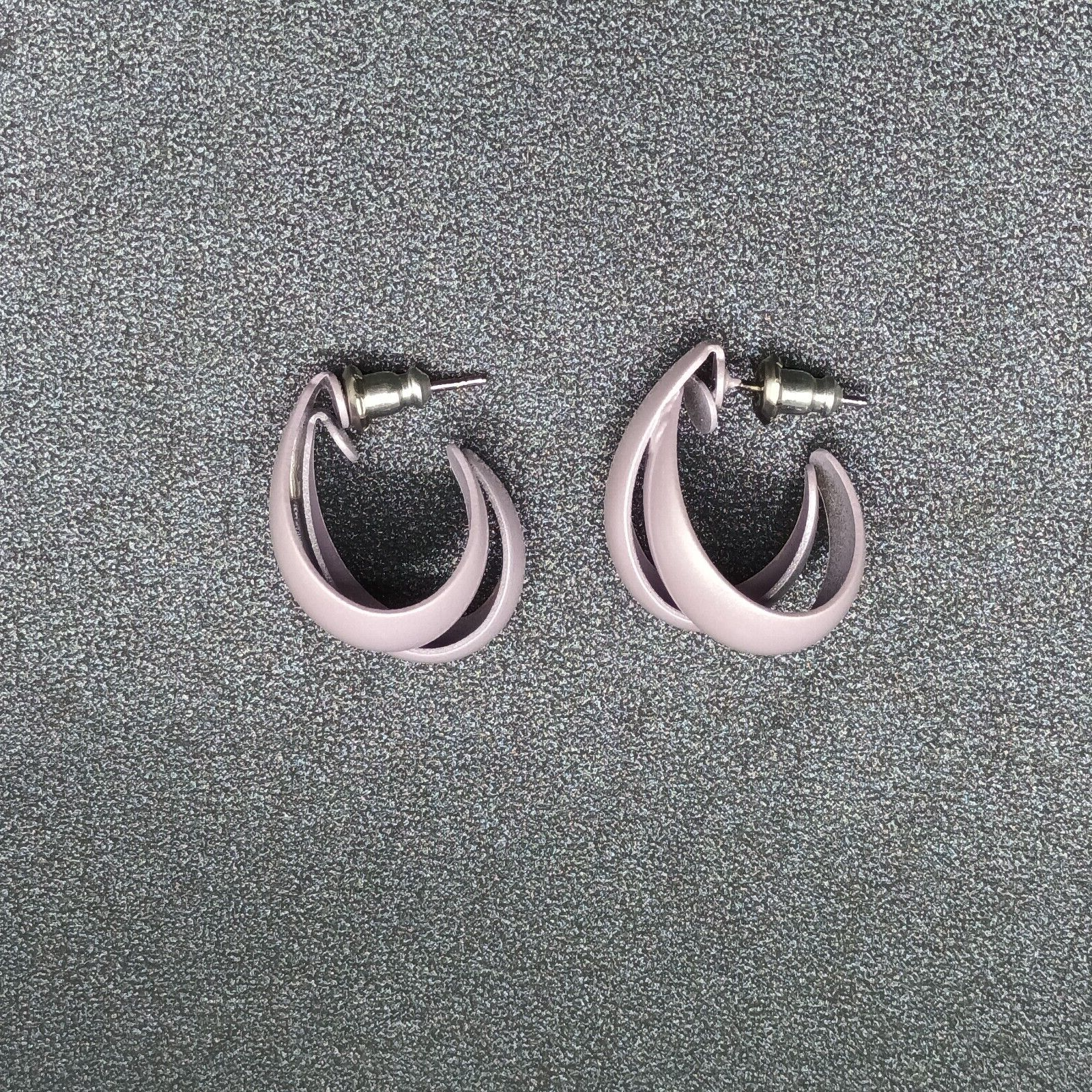 Vintage Pierced Earrings Purple enamel Dual Band Flat Hoop 7/8"