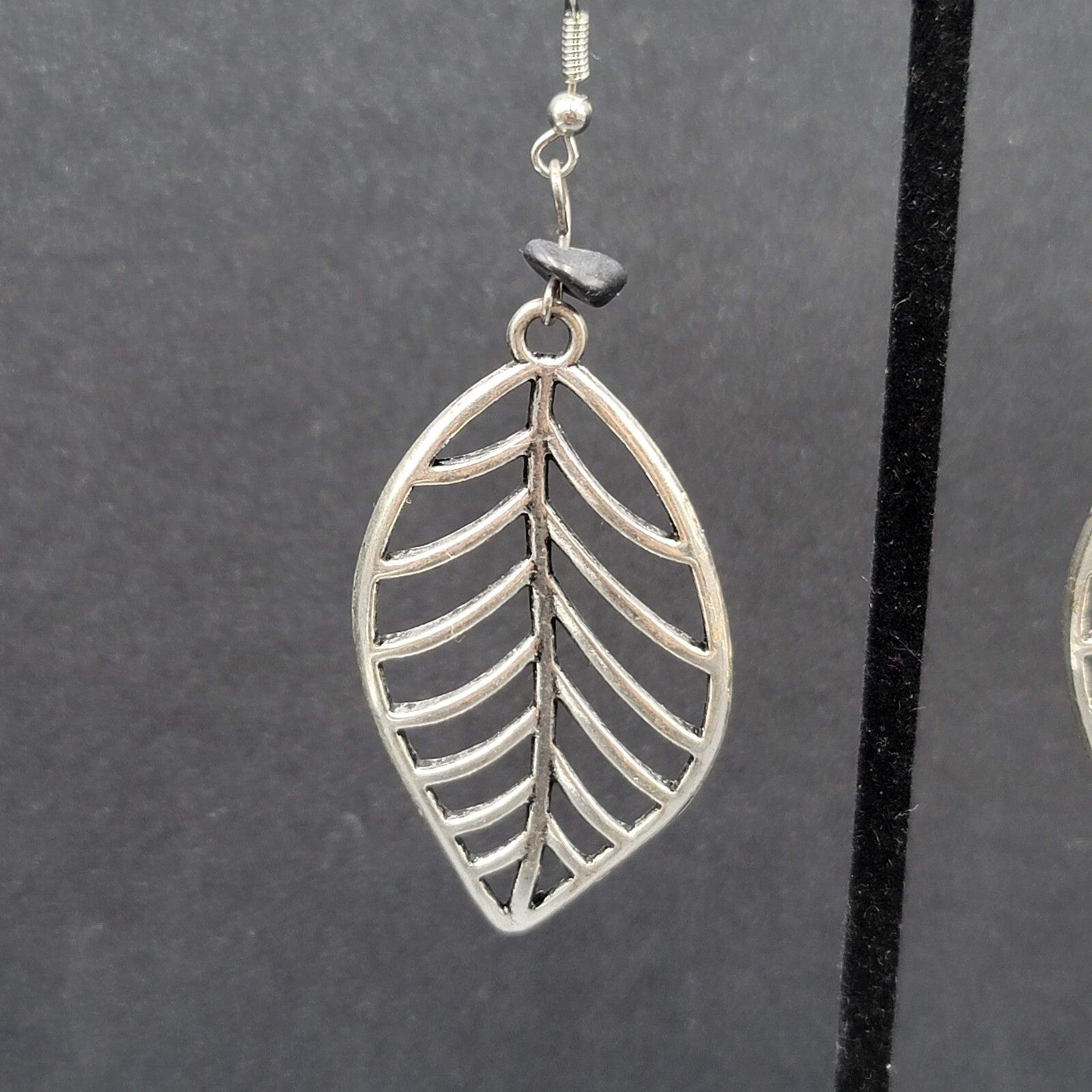 Pierced Earrings Open Work Leaf Black Stone Bead Dangle Long 2.25"