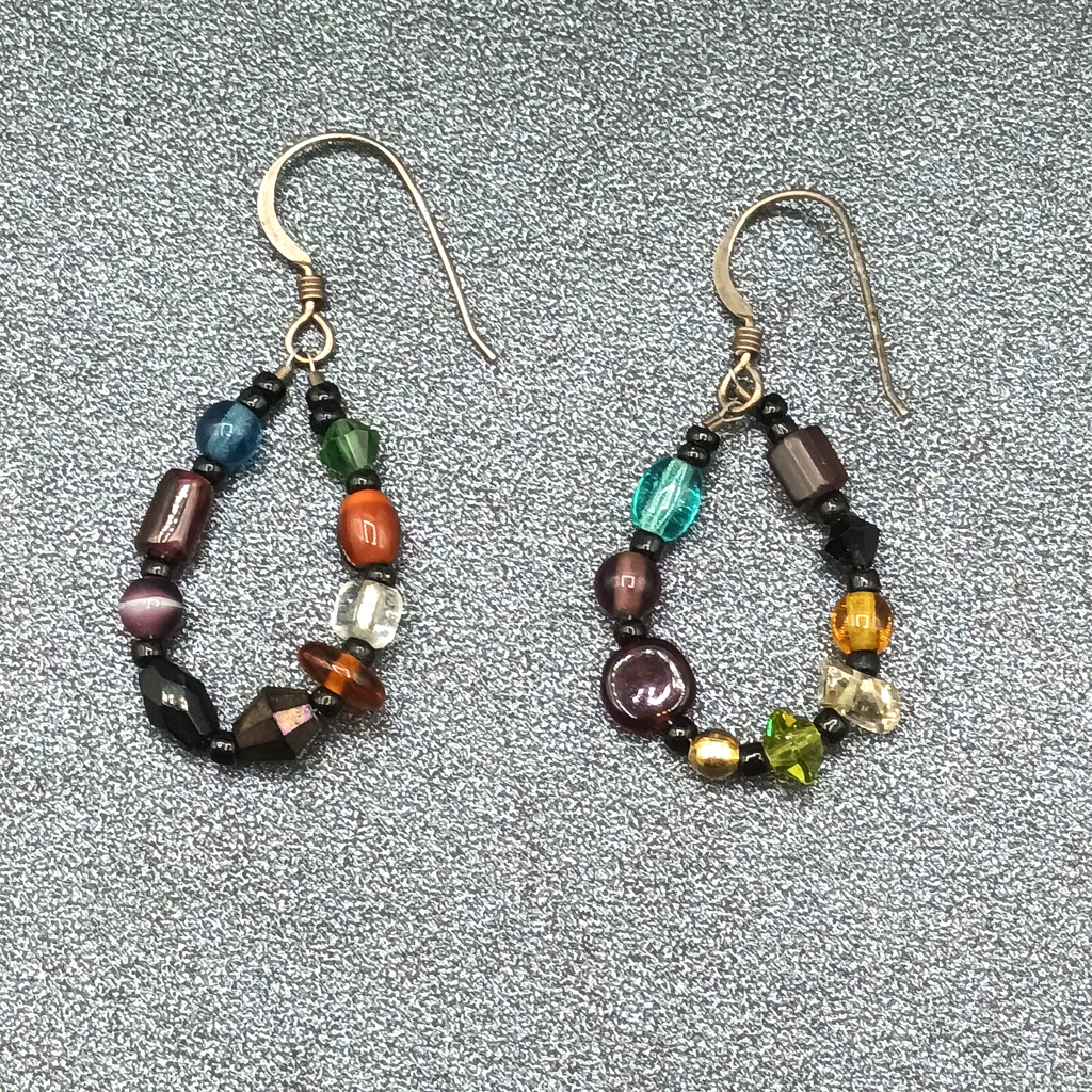Pierced Earrings Silver tone End of Day Beads Multicolor Loop Dangle 1 1/8"