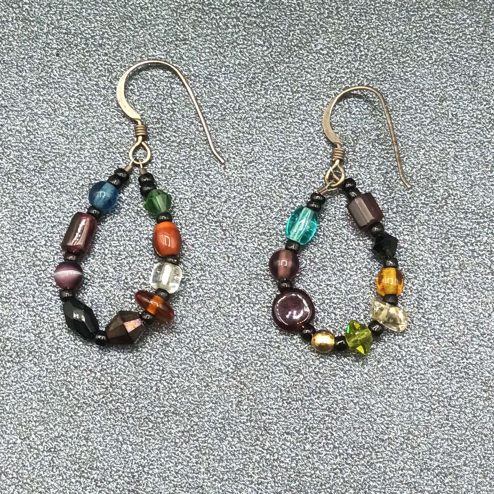 Pierced Earrings Silver tone End of Day Beads Multicolor Loop Dangle 1 1/8"
