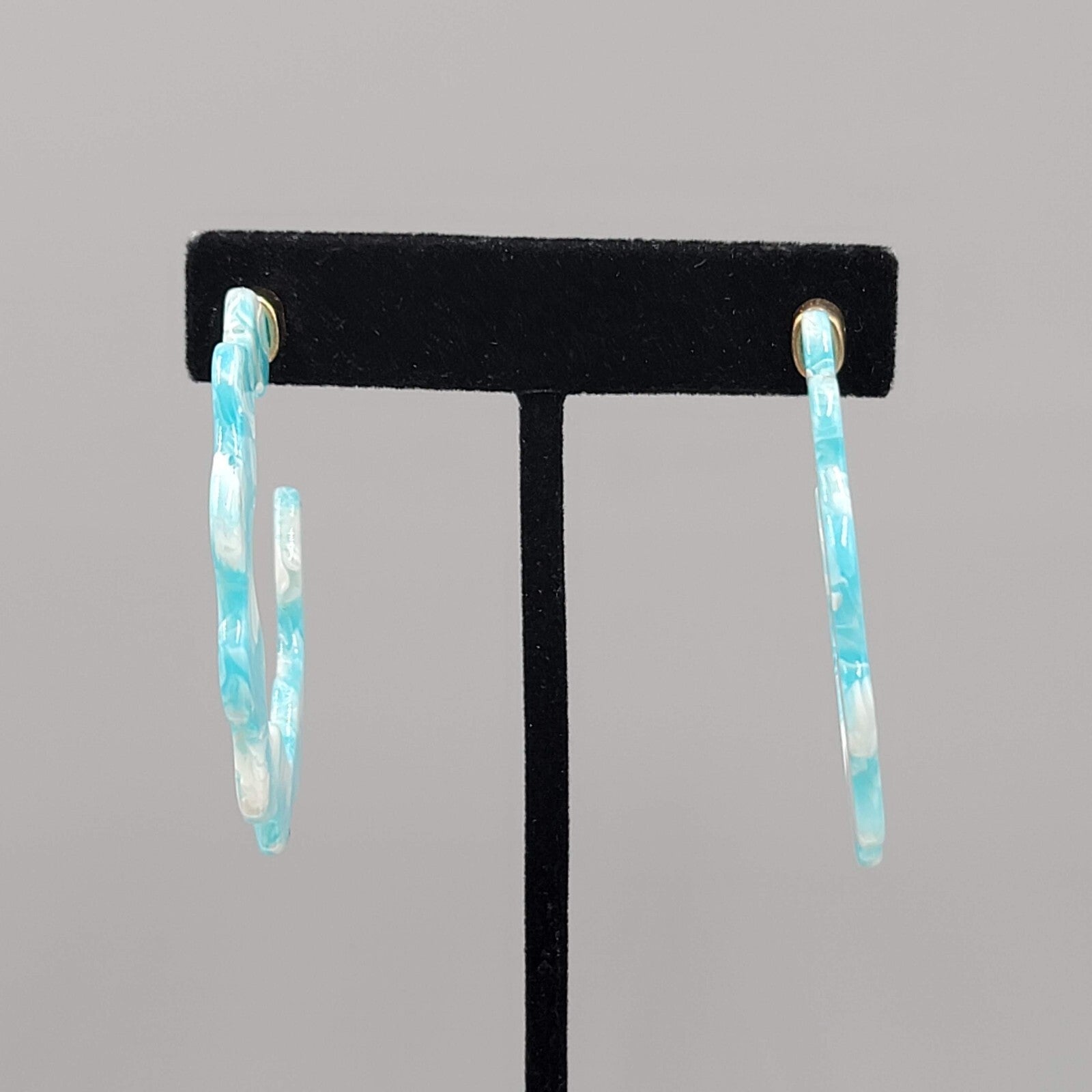 Blue Resin Scalloped Hoops Pierced Earrings Gold tone 2"