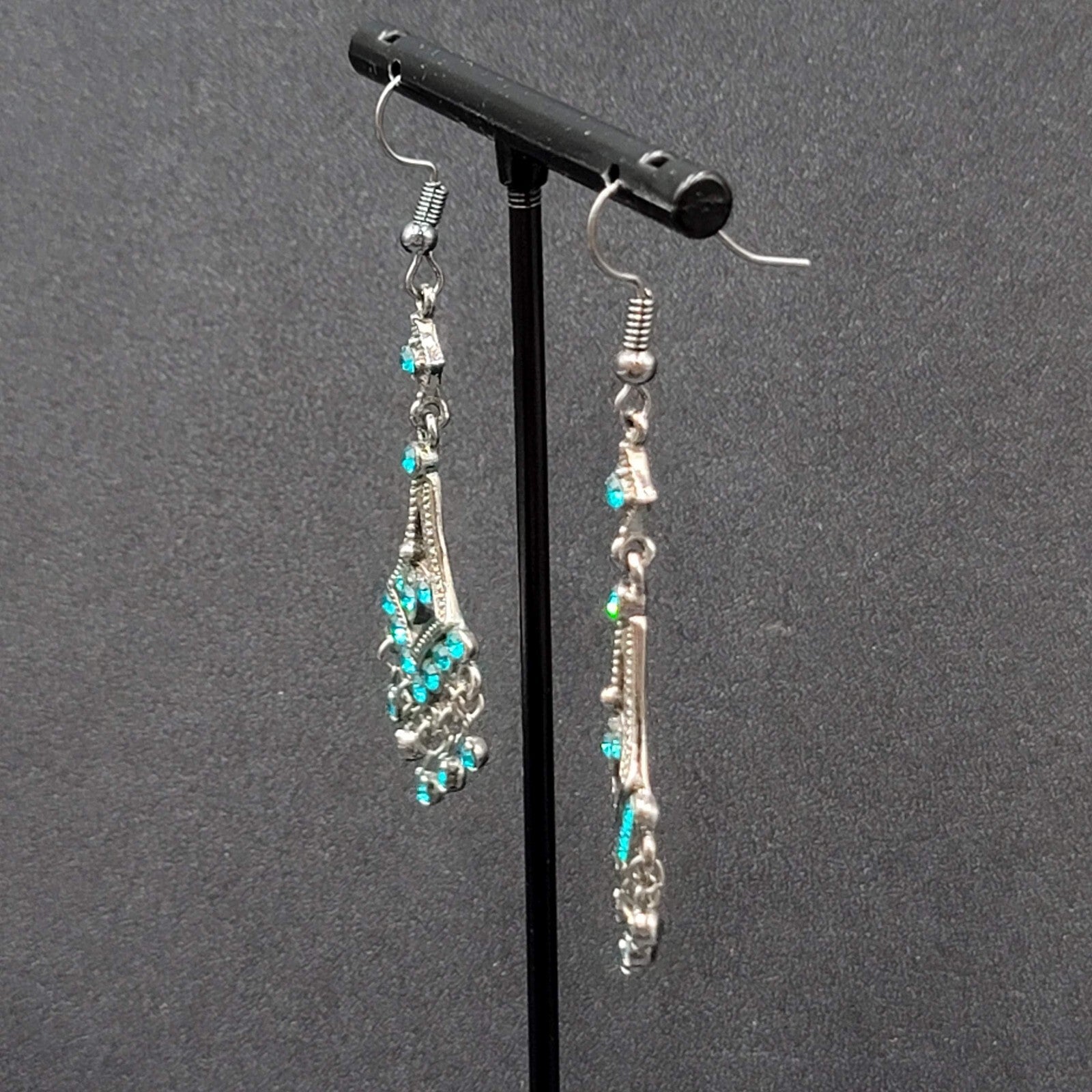Pierced Earrings Black Metal Bright Blue Rhinestone Dangle Chandelier 1.75"