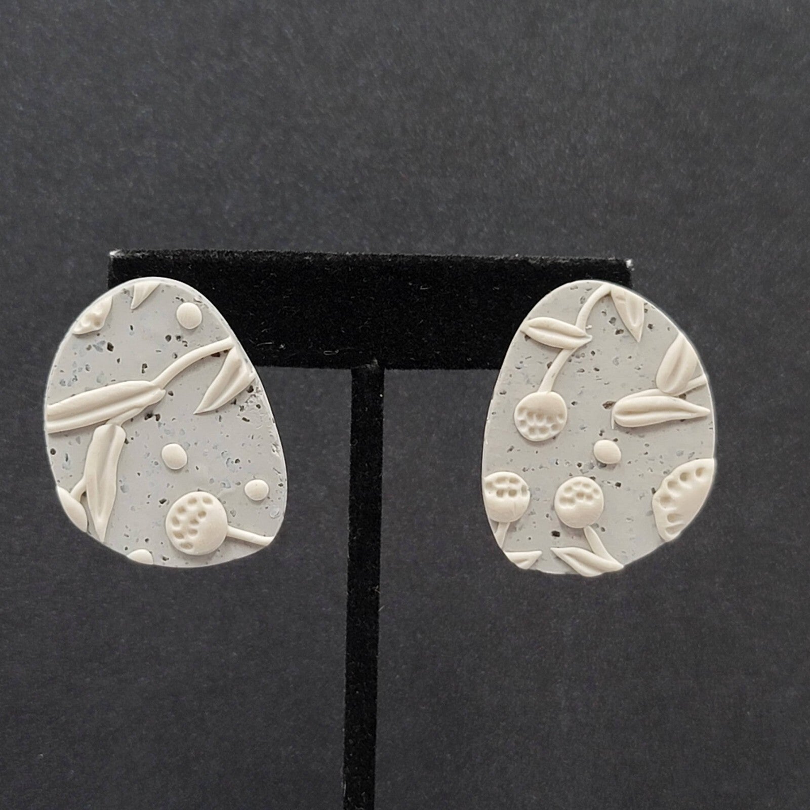 Pierced Earrings Gray White Polymer Clay Drop 1.5"