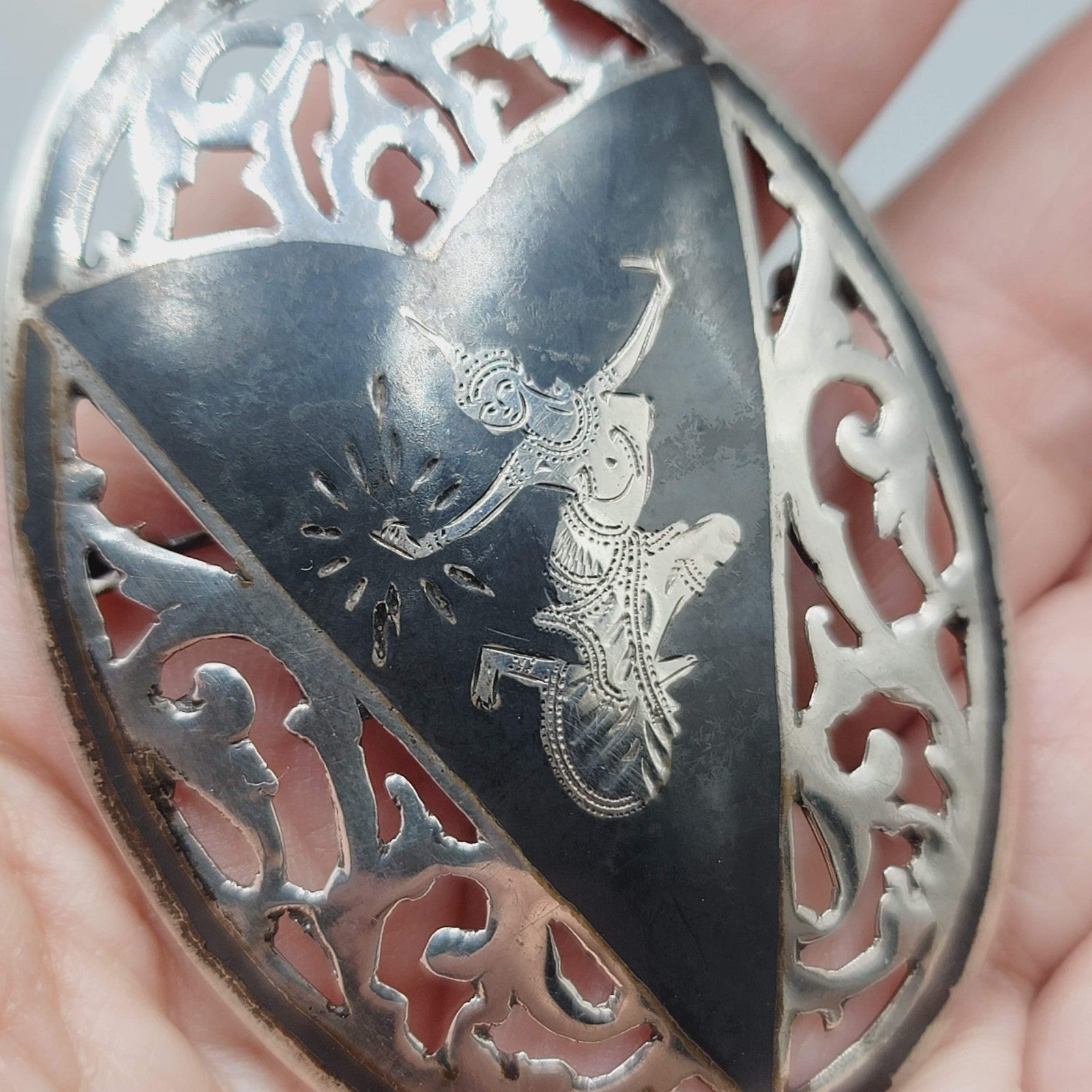Vintage Siam Sterling Silver Nielloware Brooch Oval 2 1/4" x 1 5/8"