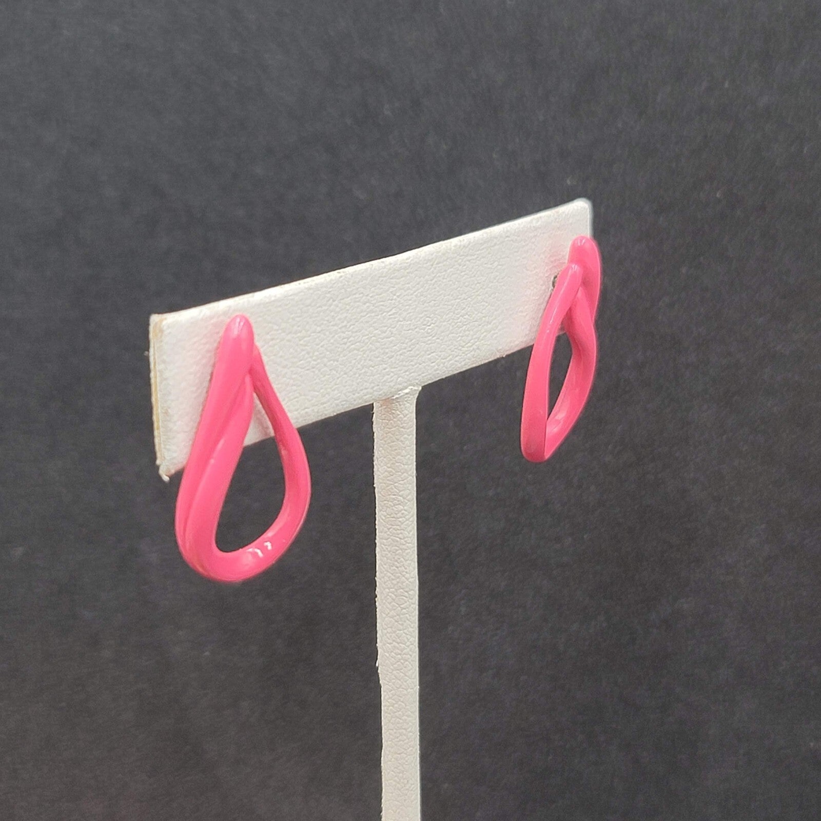 Vintage Pierced Earrings Hot Pink Open Teardrop Cute! 1"