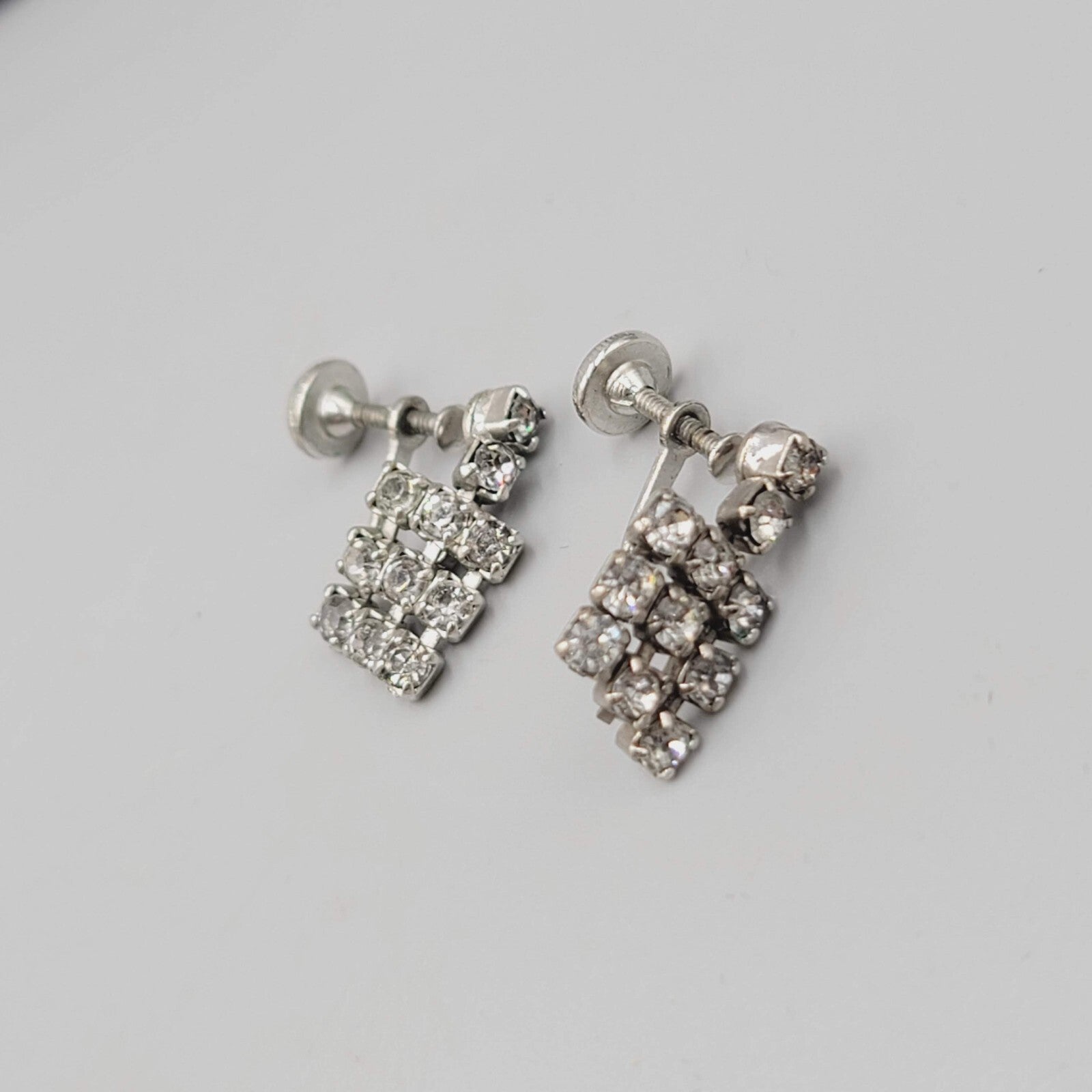 Vintage Dangle Rhinestone Clip on Earrings Silver tone Screw Back 3/4"