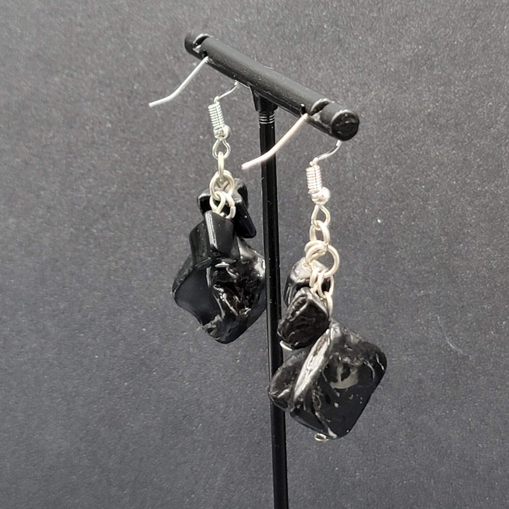 Pierced Earrings Silver tone Black Shell Dangle 1.5"
