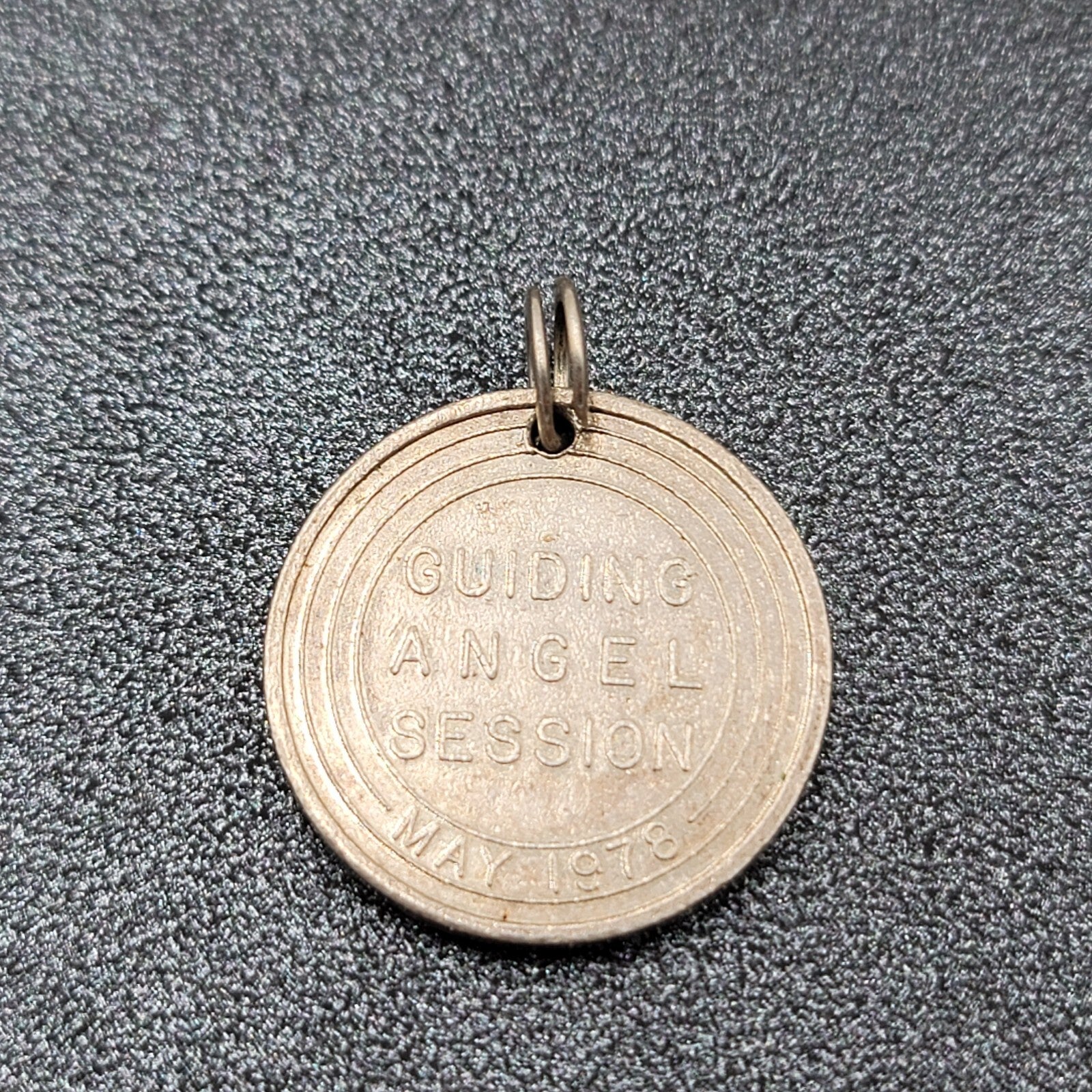 Vtg Guiding Angel Session May 1978 Milwaukee Wisconsin Silver tone Medal Pendant