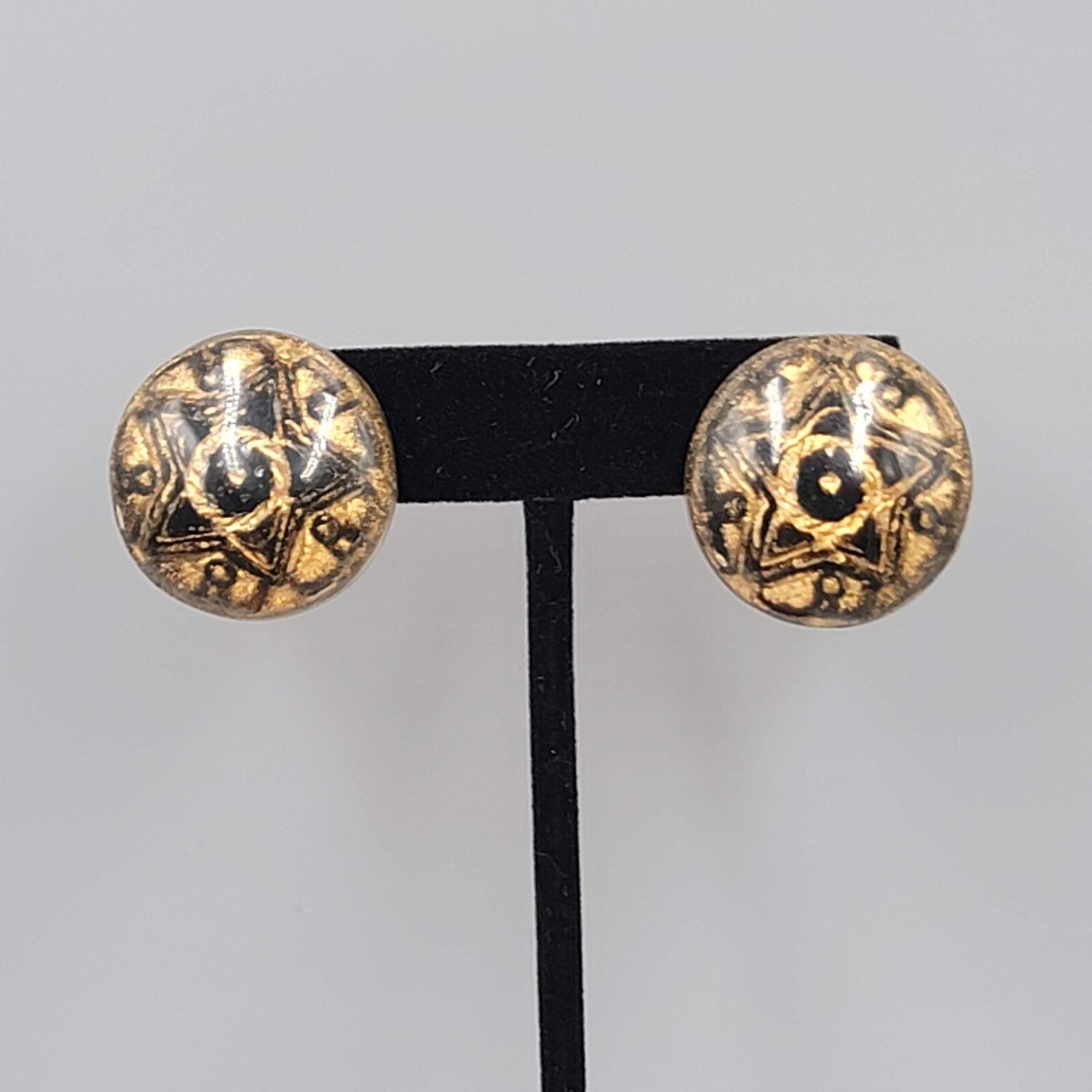 Vintage Star Resin Pierced Earrings Black Gold Round Domed 1"