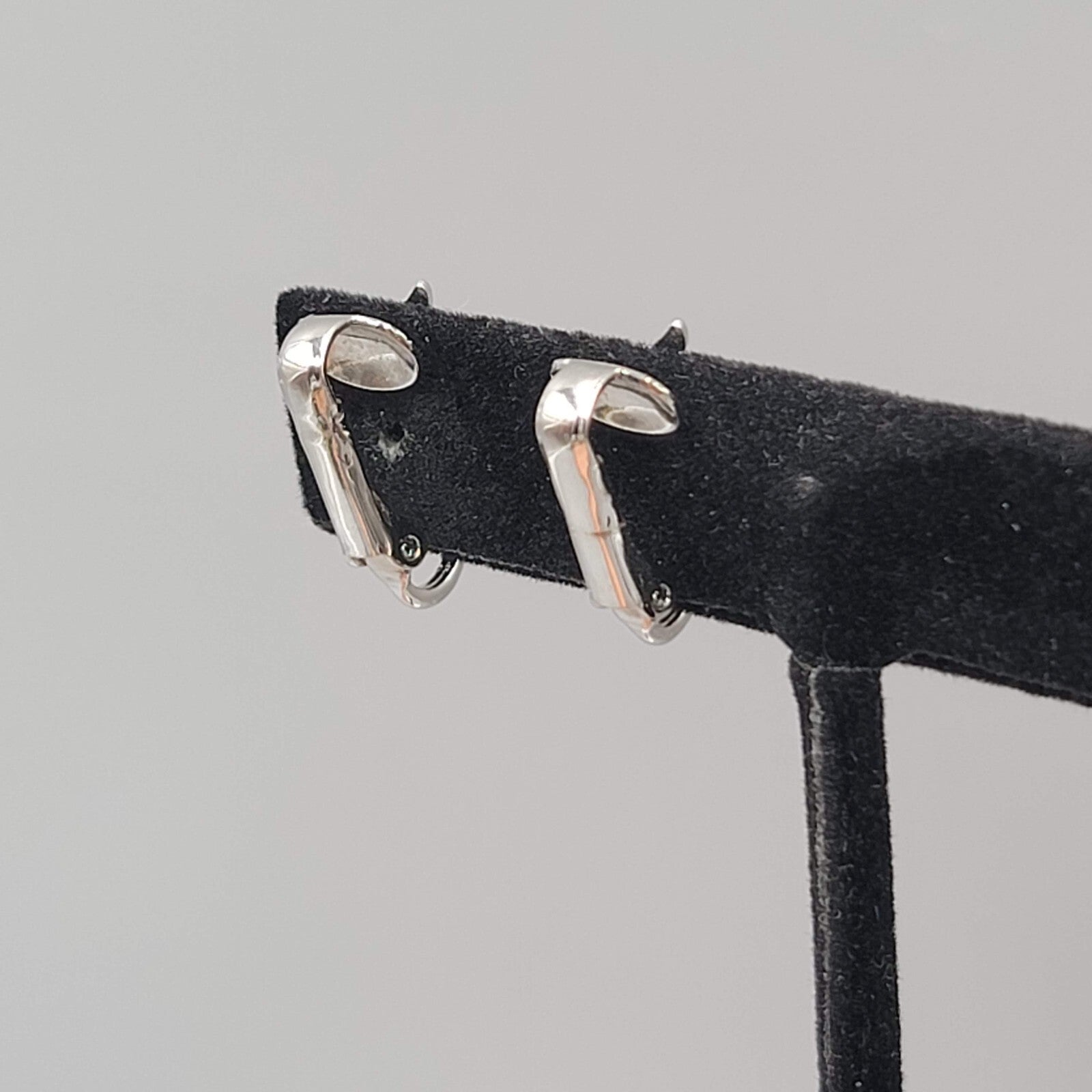 VintageMaple Clip on Earrings Silver tone Studs 1/2"