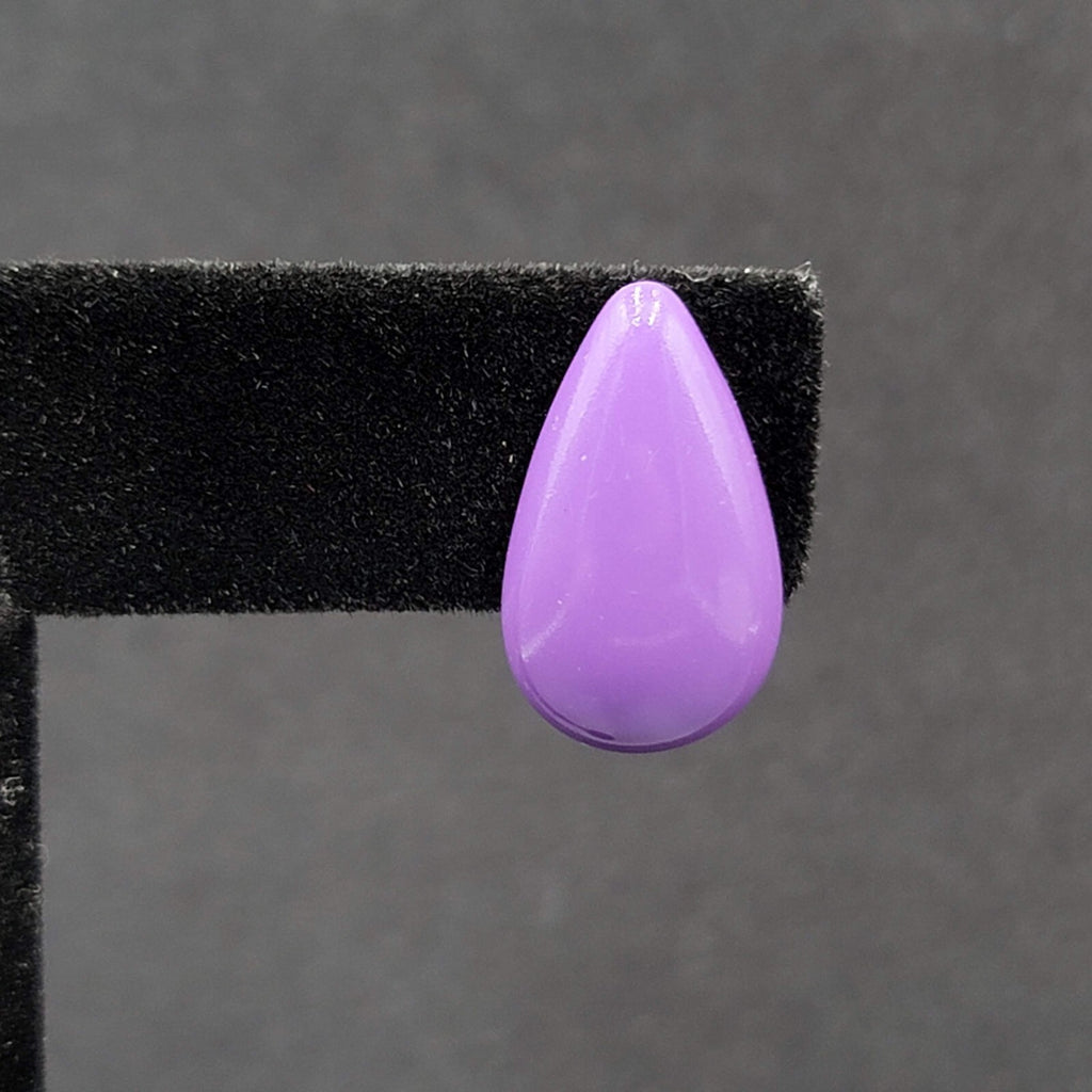 Vintage Pierced Earrings Purple Enamel over Metal Teardrop Drop Studs 3/4"