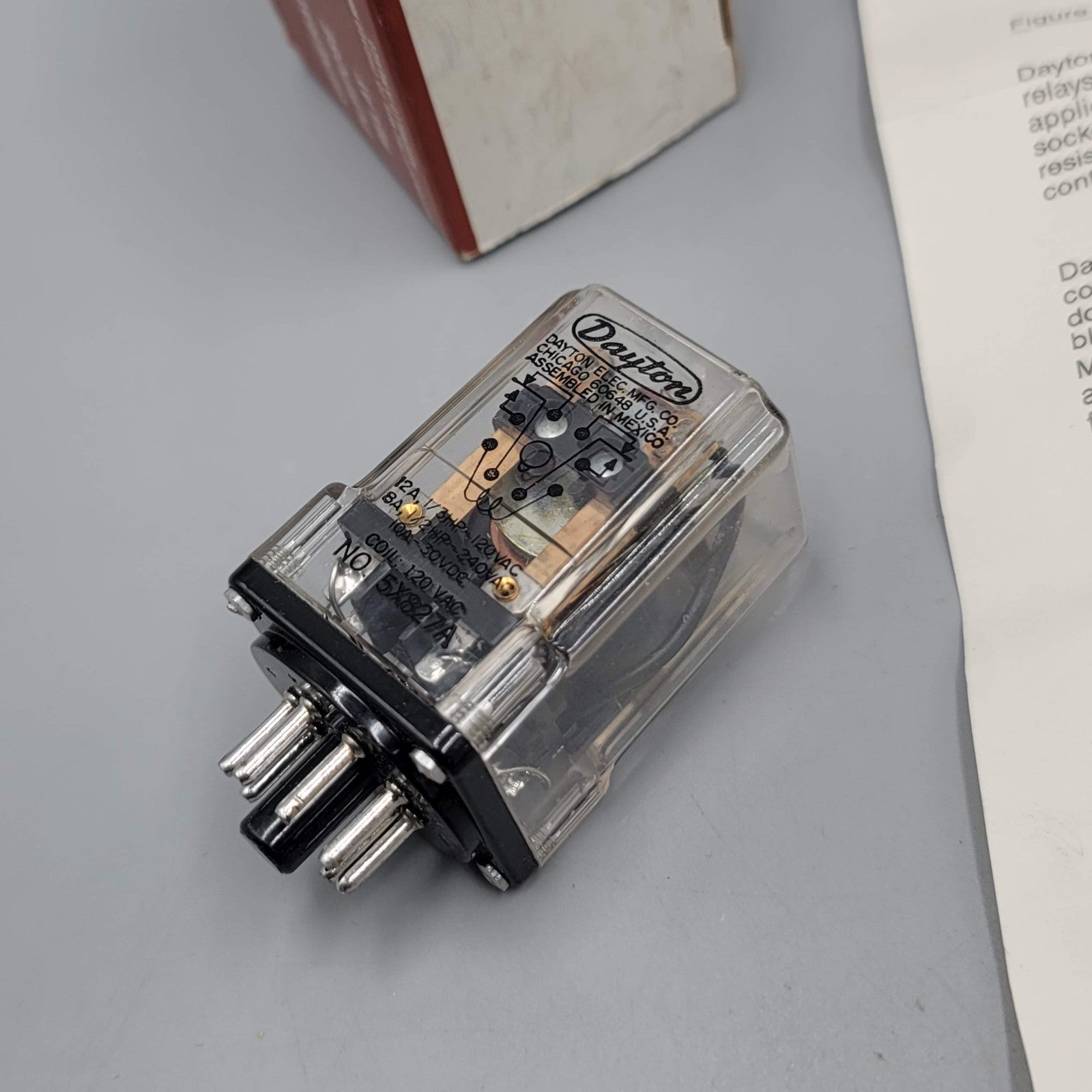 Dayton 5X827A Relay w Socket Original box