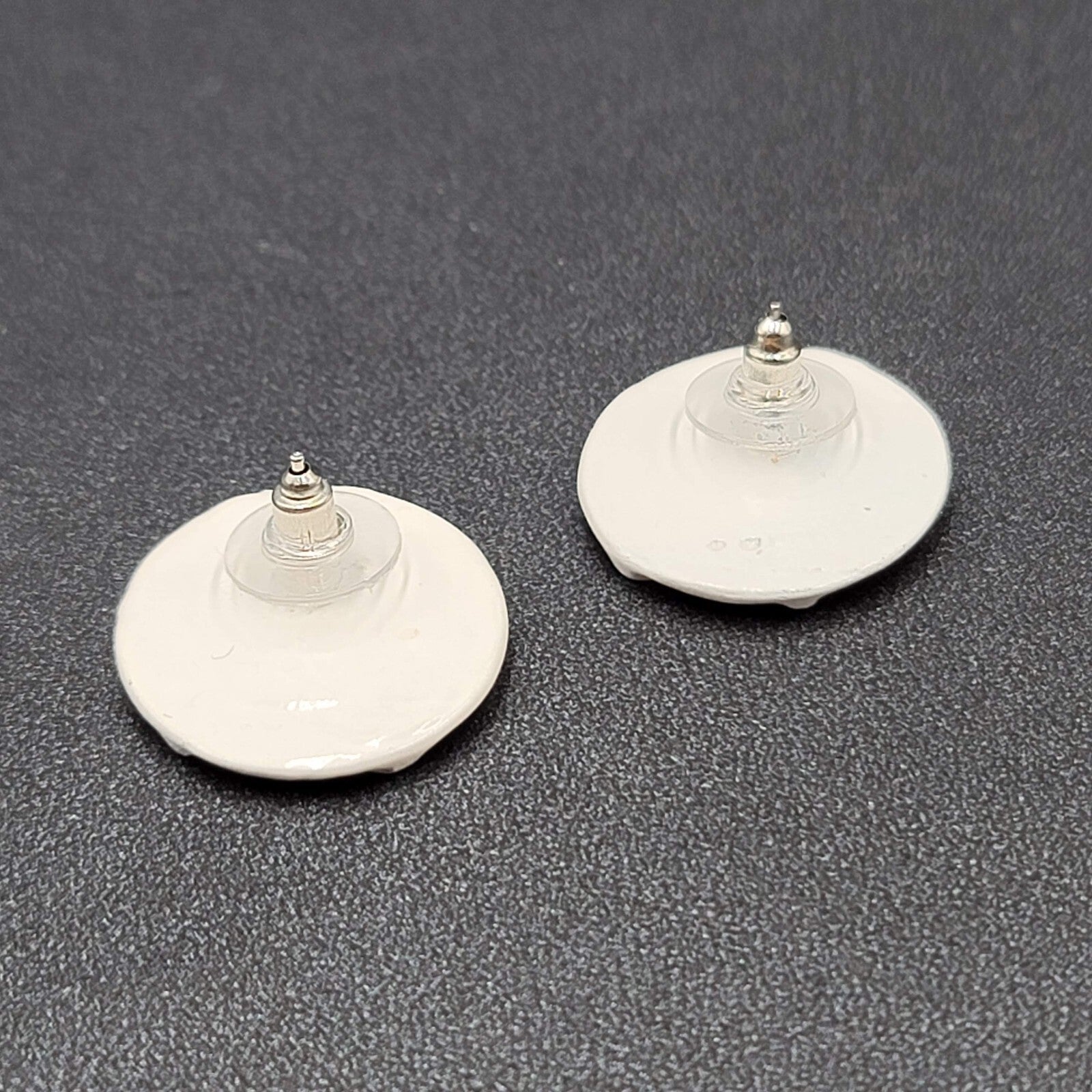 Vintage Pierced Earrings Heavy Enamel Red White Disc Studs 7/8"