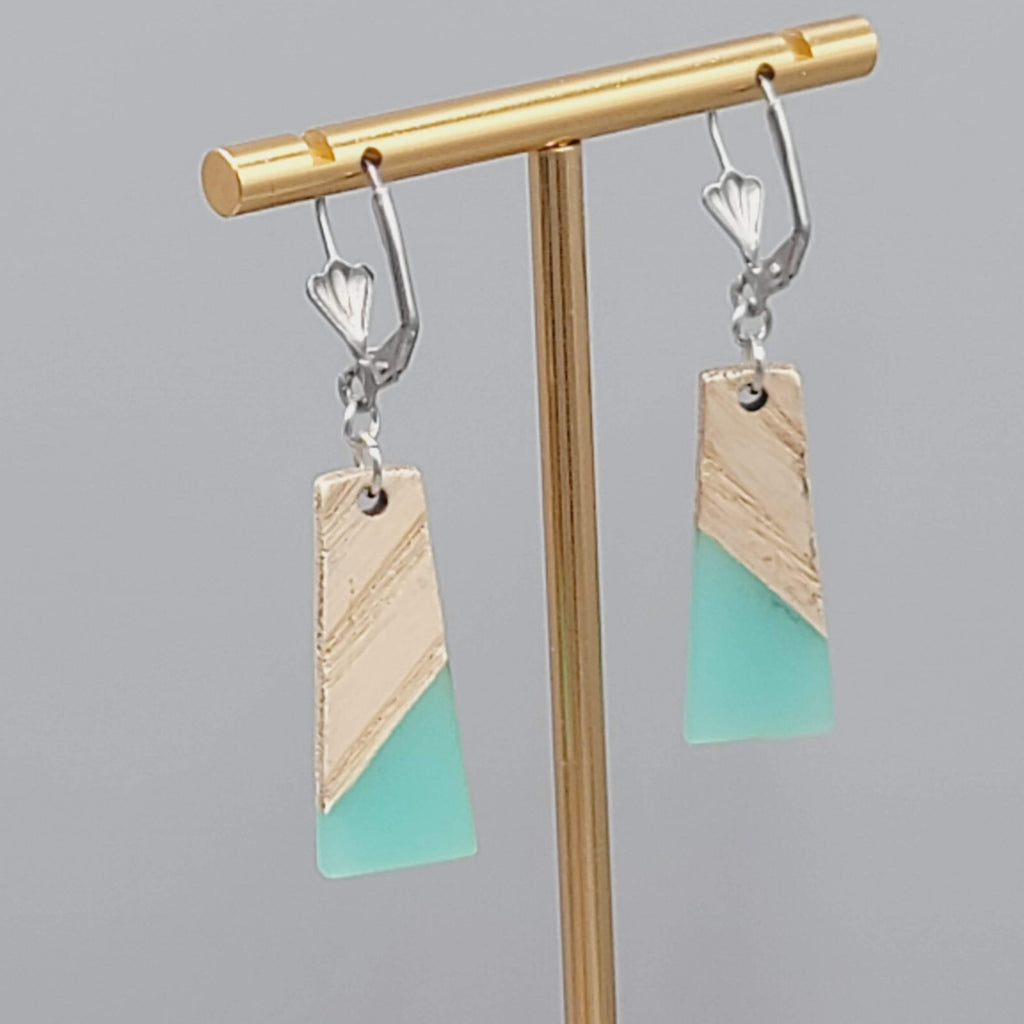 Wood Teal Resin Pierced Earrings Silver tone Dangle 1.25"