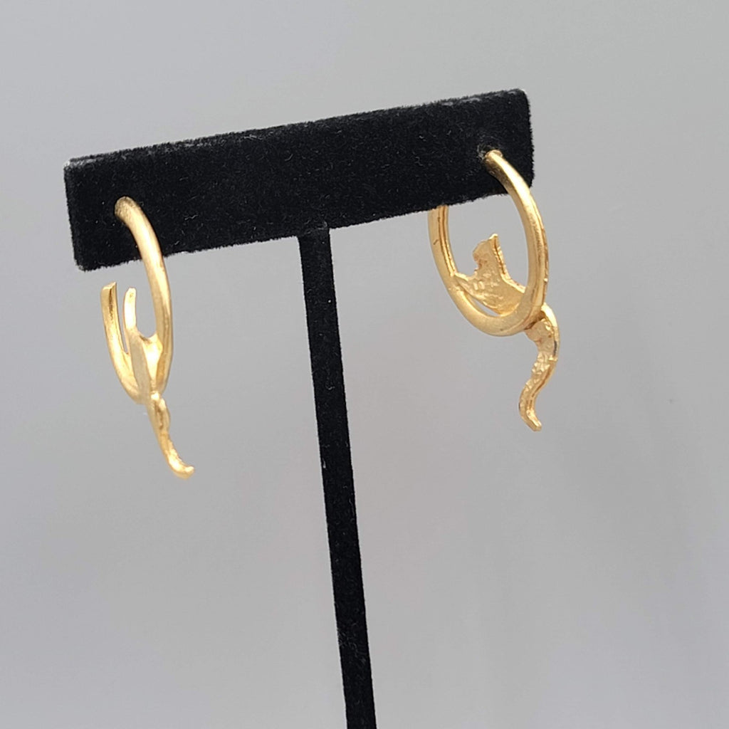 Vintage Kitty Cat Hoop Pierced Earrings Gold Plated 1"