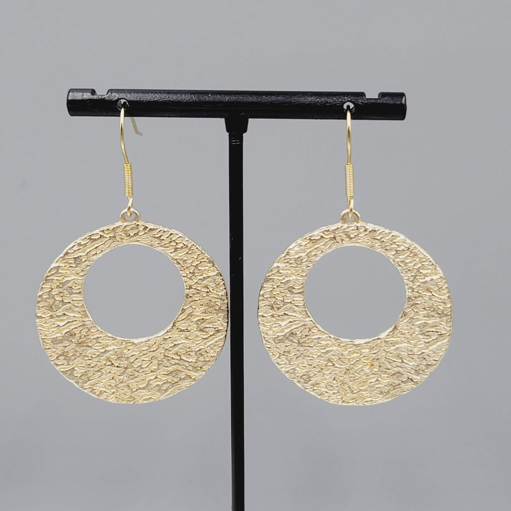 Pierced Earrings Gold tone Hoops Dangle Nugget Embossed Design 1.5"