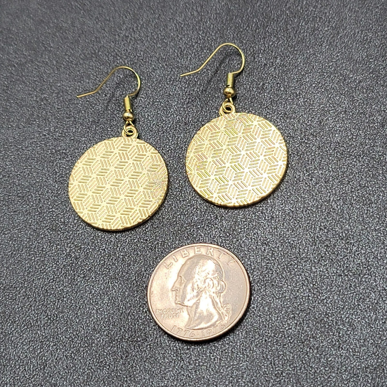 Kitty Cat Playing w Sun Pierced Earrings Japanese Style Art Gold tone Dangle 1"