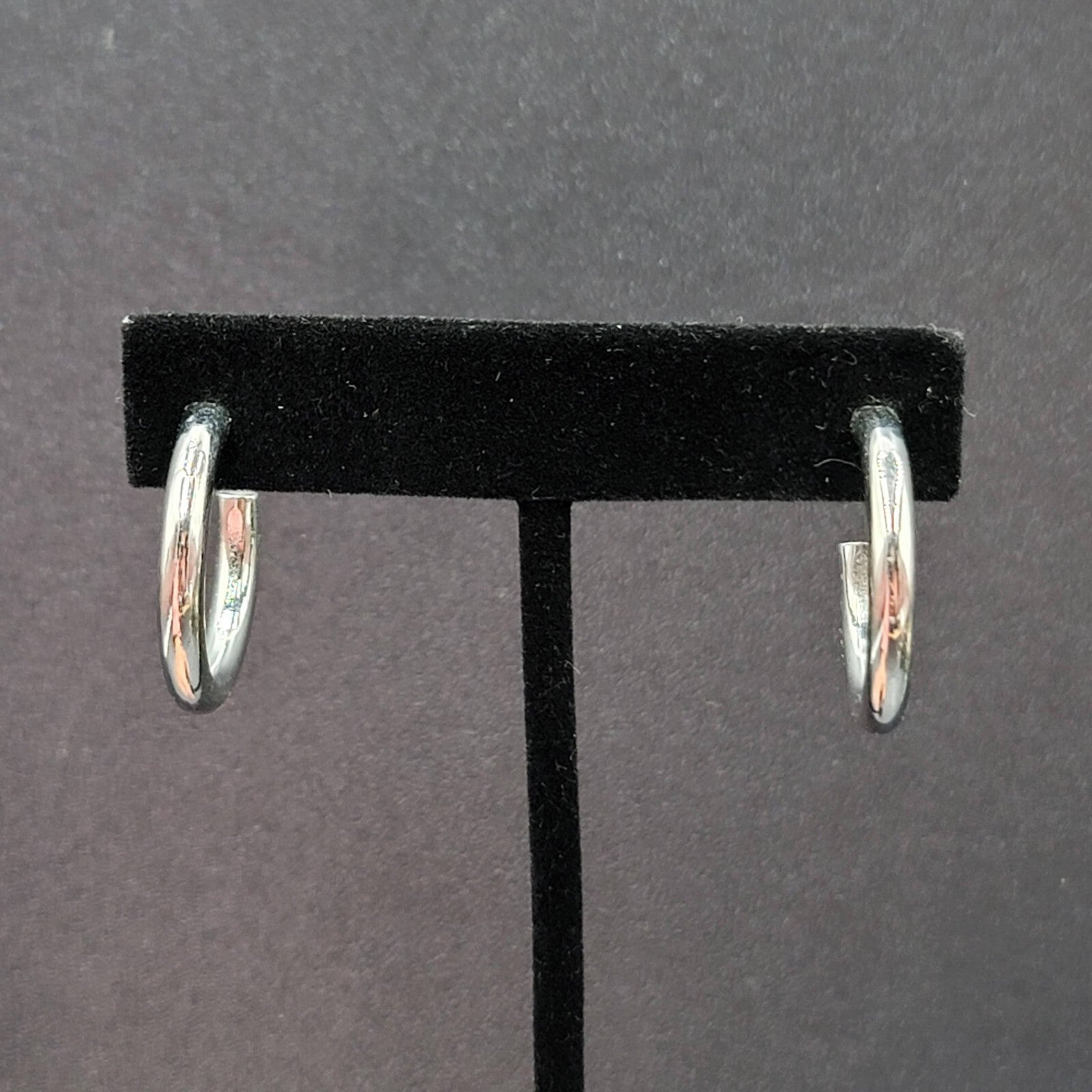 Pierced Earrings Silver tone Round Solid Hoops 1"