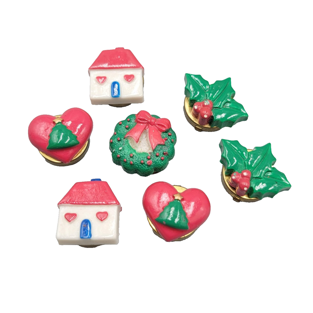 Vintage Christmas Button Covers  Set of 7 Ugly Sweater Heart Holly House Wreath