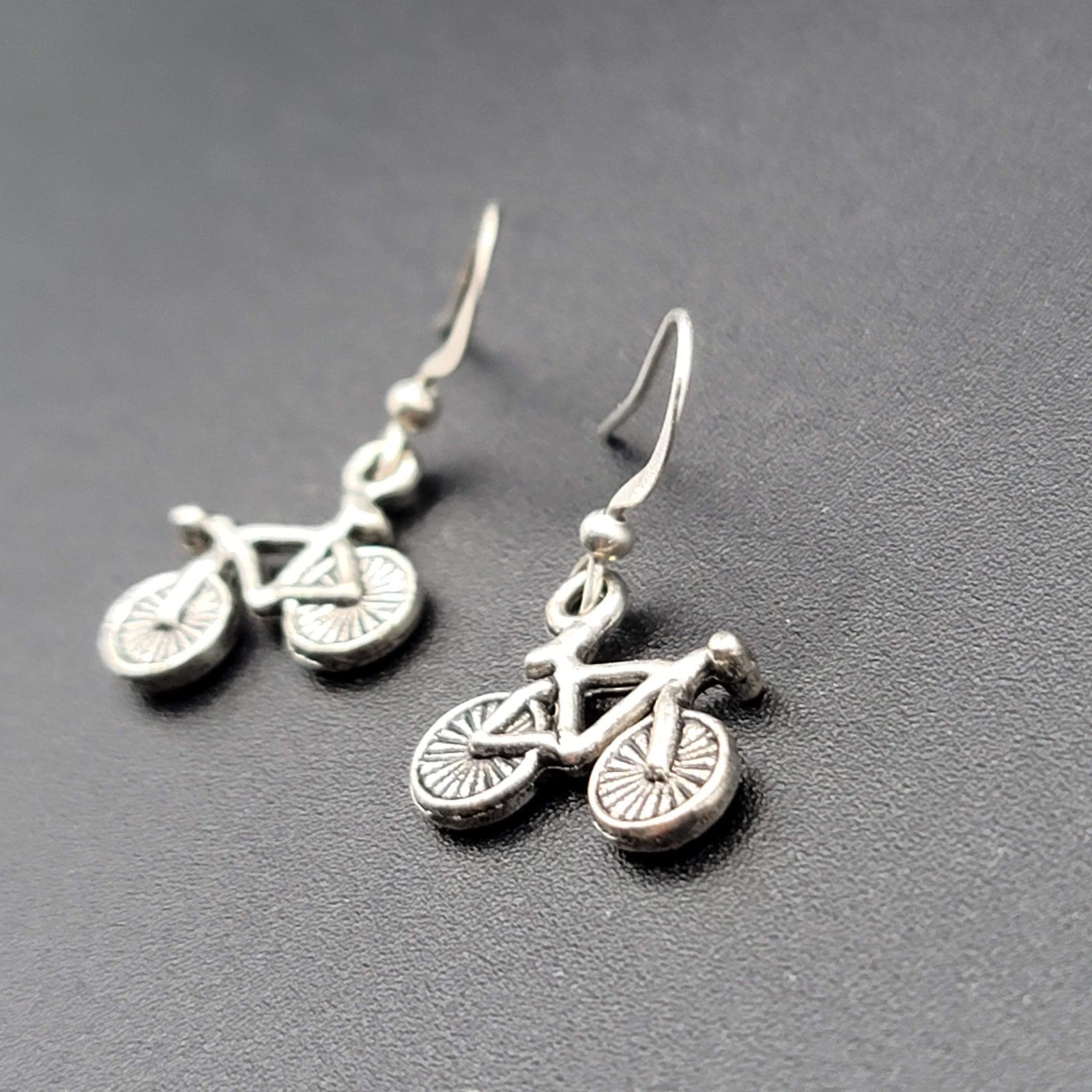 Bicycle Pierced Earrings Silver tone Dangle  1/2"