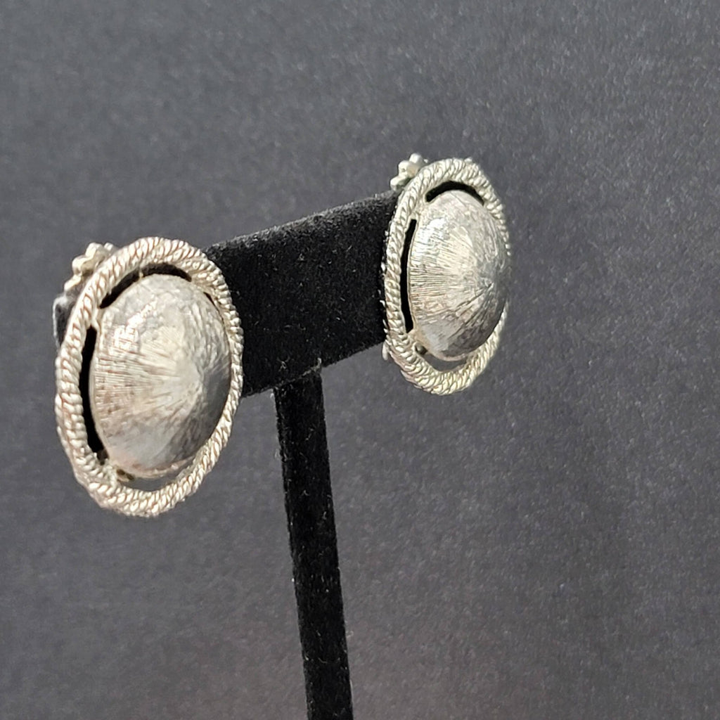 Vintage Clip on Earrings Textured Dome Silver tone 1"
