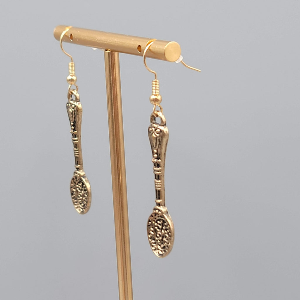 Ornate Spoon Pierced Earrings Dangled Antiqued Gold Tone Embossed 1.5"