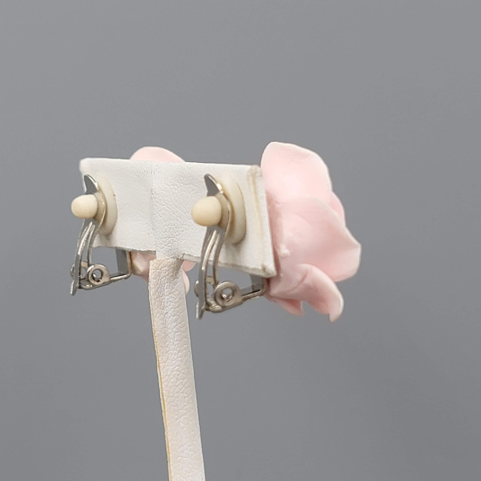Vintage Pink Flowers Clip on Earrings 3D Statement Acrylic 7/8 in