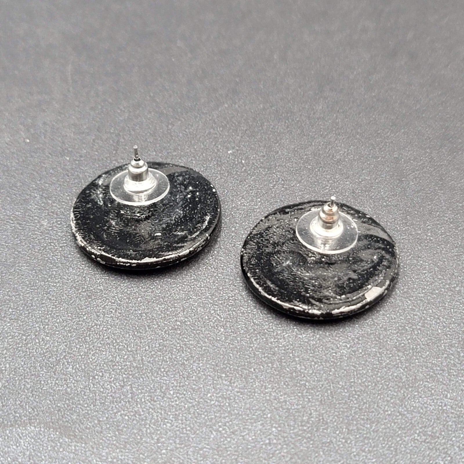 Vintage Pierced Earrings Purple Black Enamel over Metal Round Drop 1"