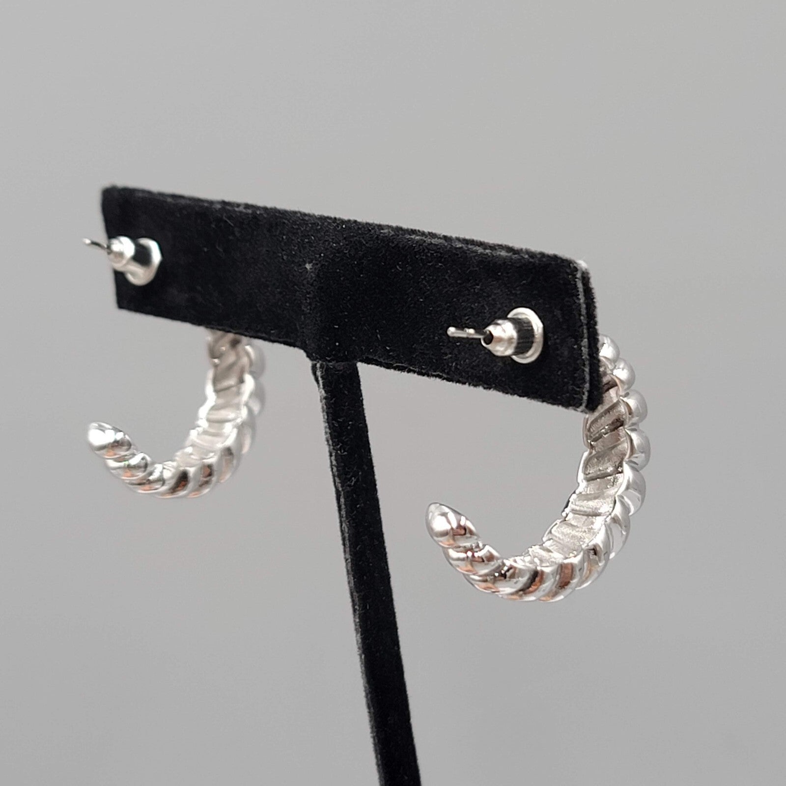 Silver Plated Hoops Pierced Earrings Ribbed Design 1"