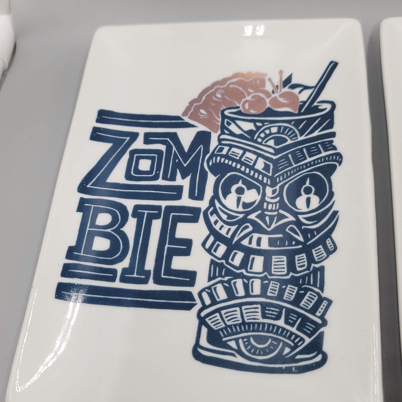 CRATE & BARREL Set Of Two DERRICK CASTLE Plate ZOMBIE MOSCOW MULE