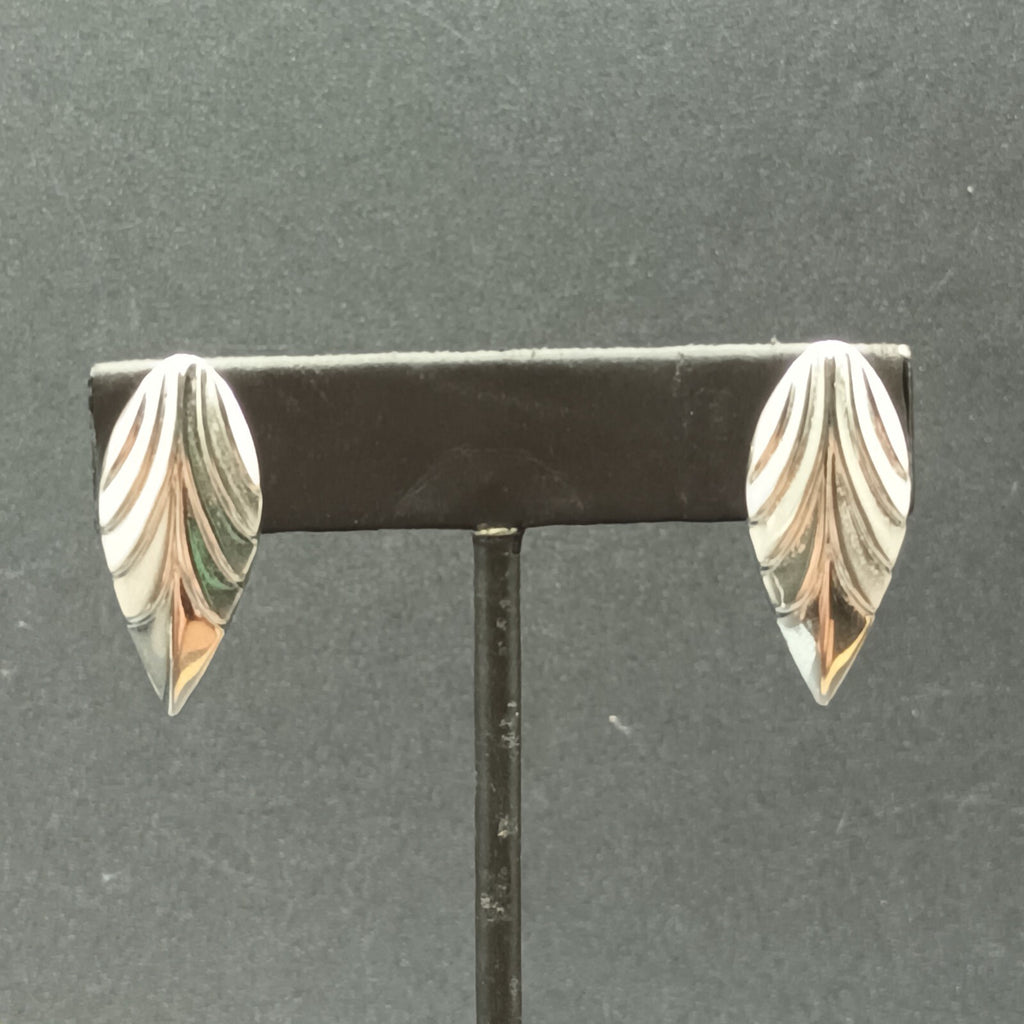Pierced Earrings Silver tone Textured leaf Drop 1 1/8"