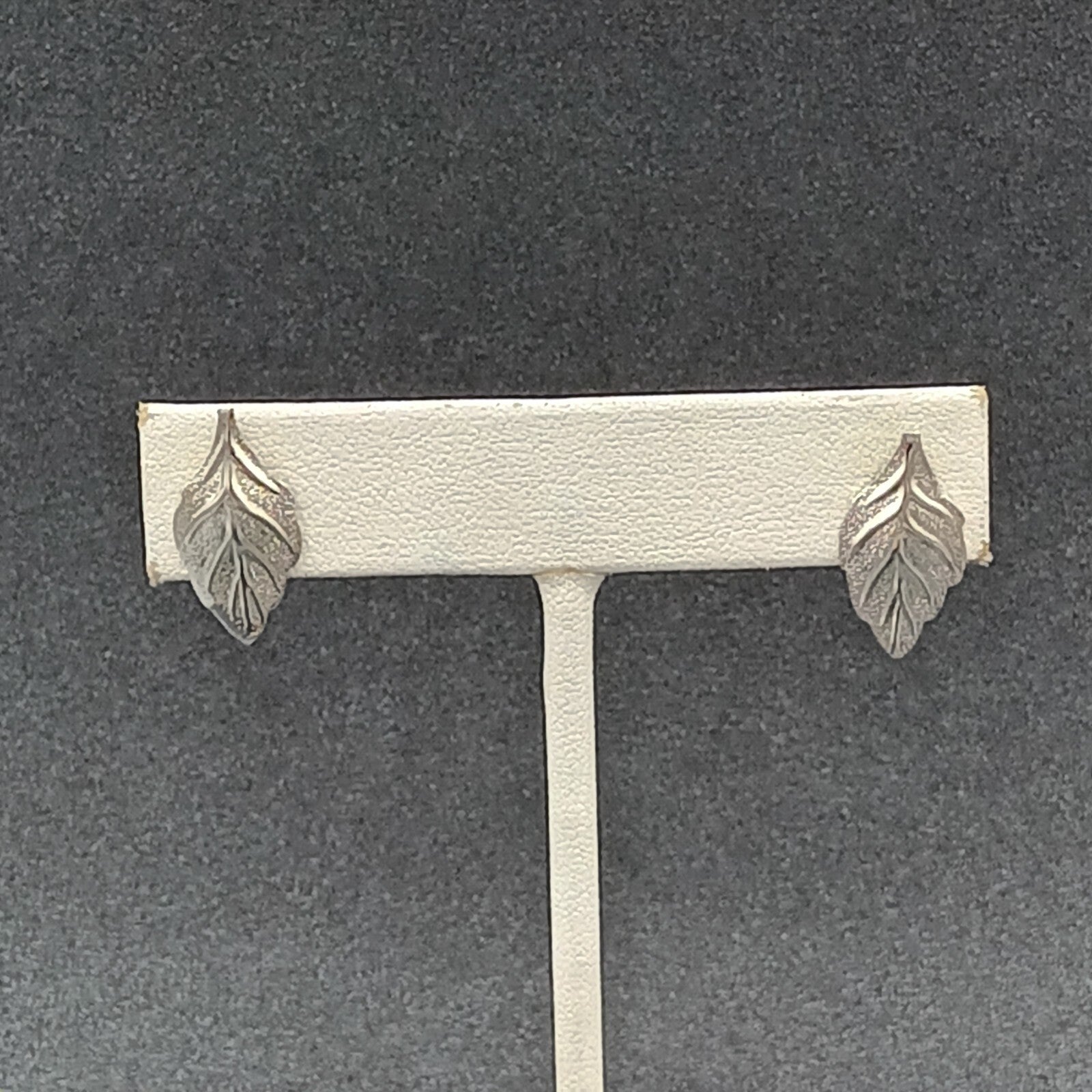 Pierced Earrings Silver tone Leaf Studs 3/4"