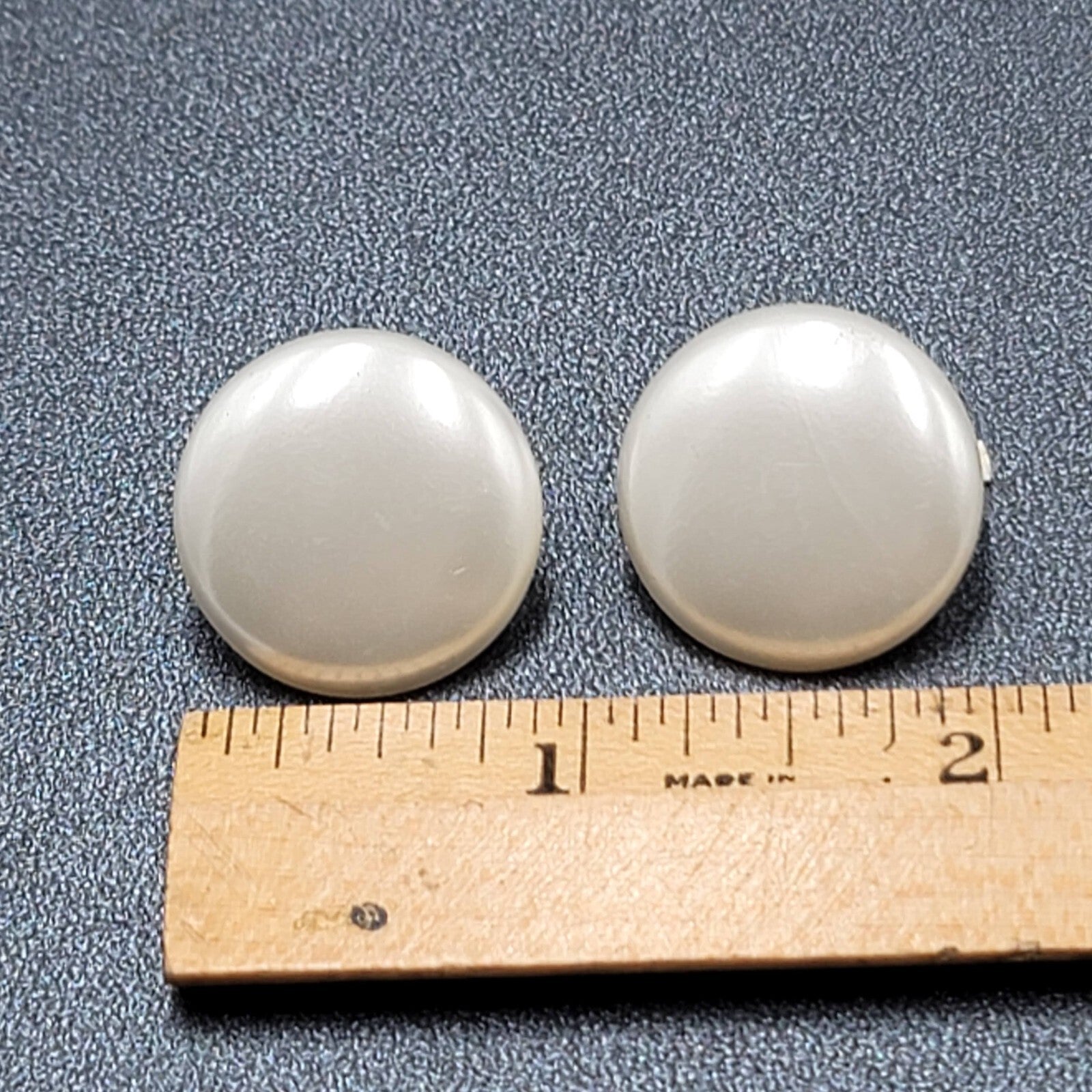 Vintage Clip on Earrings White Satin Finish Round 7/8"