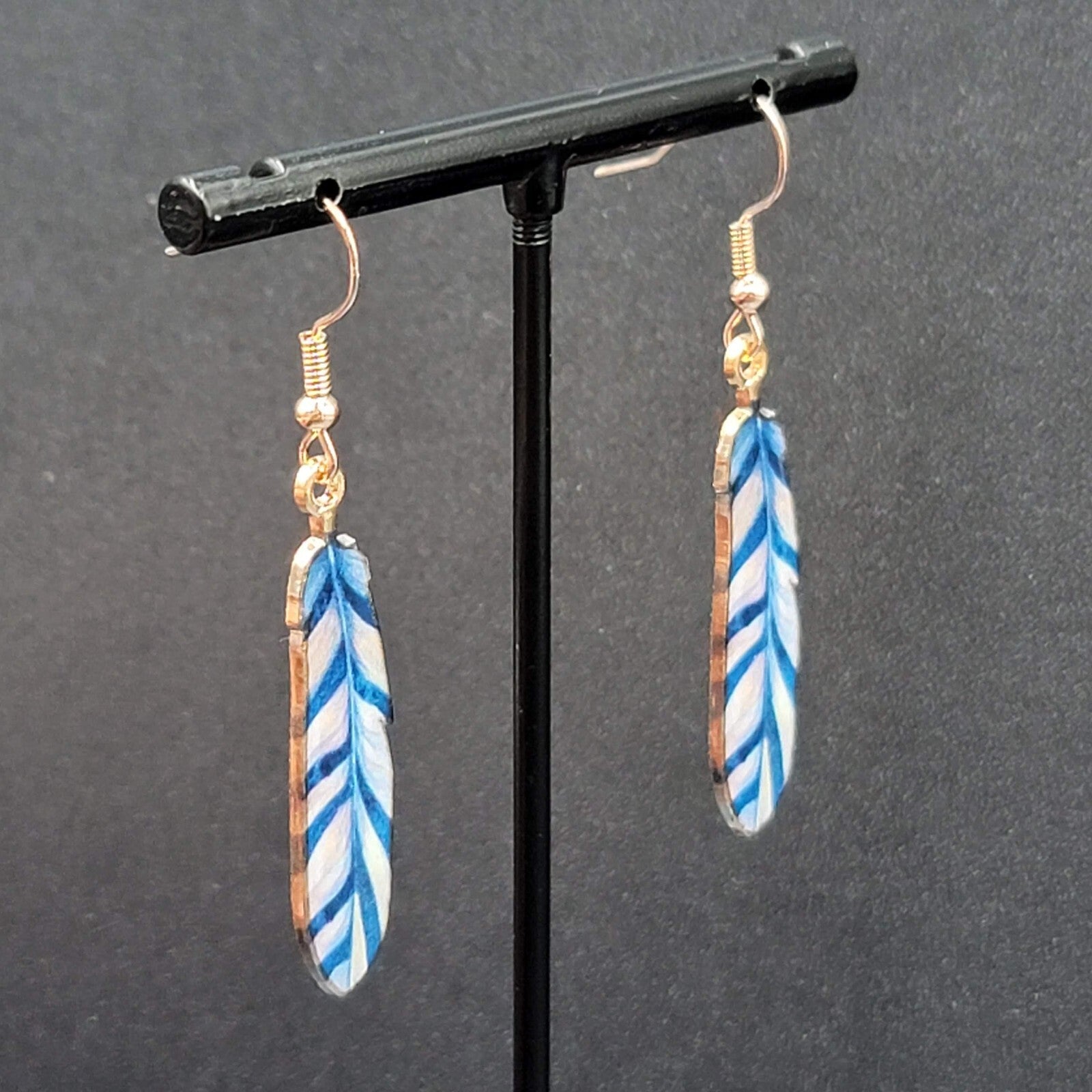 Metal Feather Pierced Earrings Blue White Striped Gold tone Dangle 1.5"