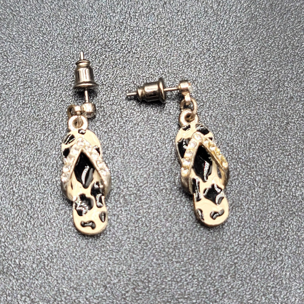 Pierced Earrings Black White Enamel Rhinestone Dangle Flip Flops Sandels 3/4"