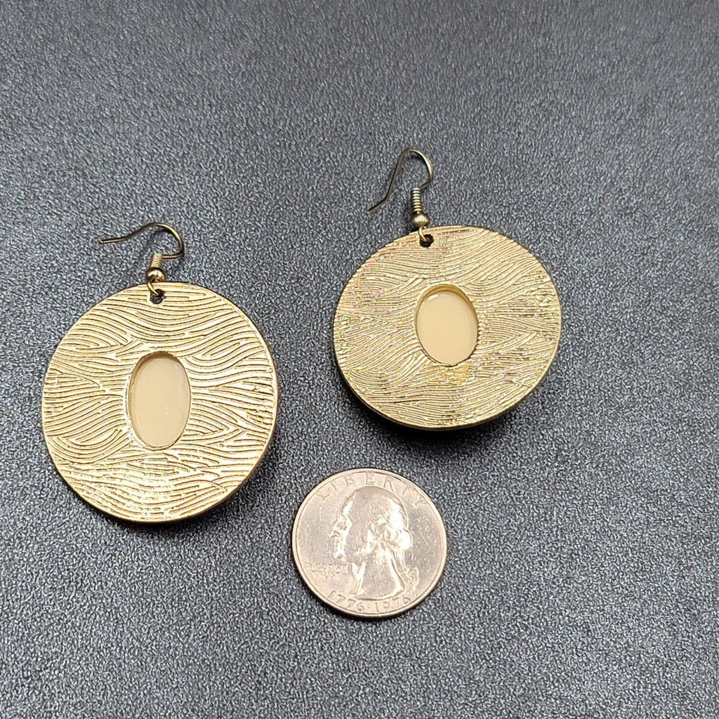 Pierced Earrings Gold tone Sparkle Acrylic Faceted Accent Dangle 1.5"