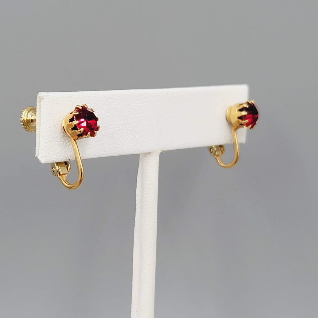 Vintage Red Rhinestone Stud Clip on Earrings Gold tone  1/4 in