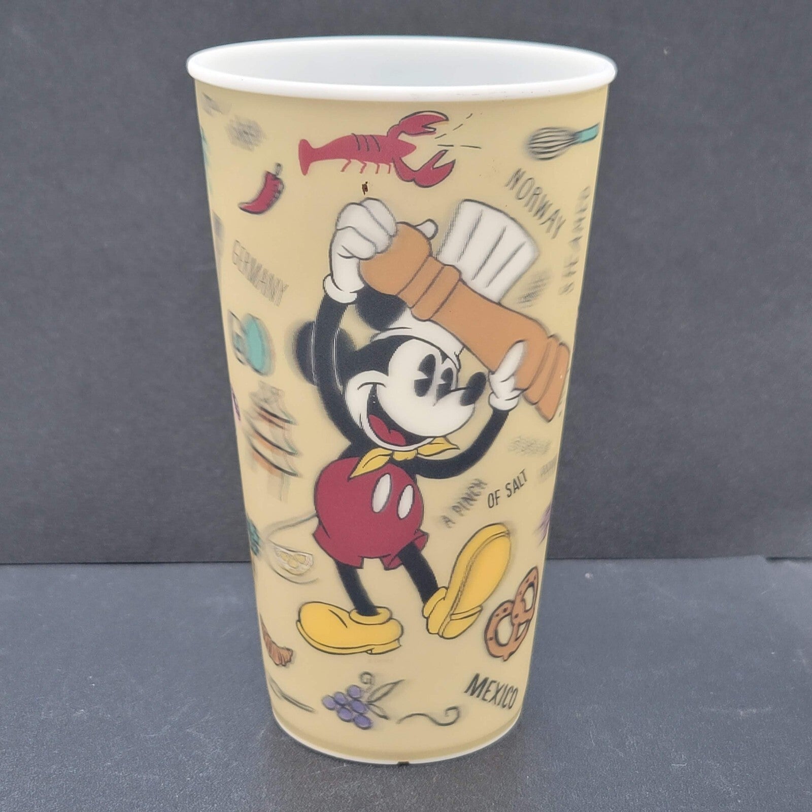 Mickey Mouse Tumbler Prize Remys Hide Squeak Scavenger Hunt Epcot Plastic Cup