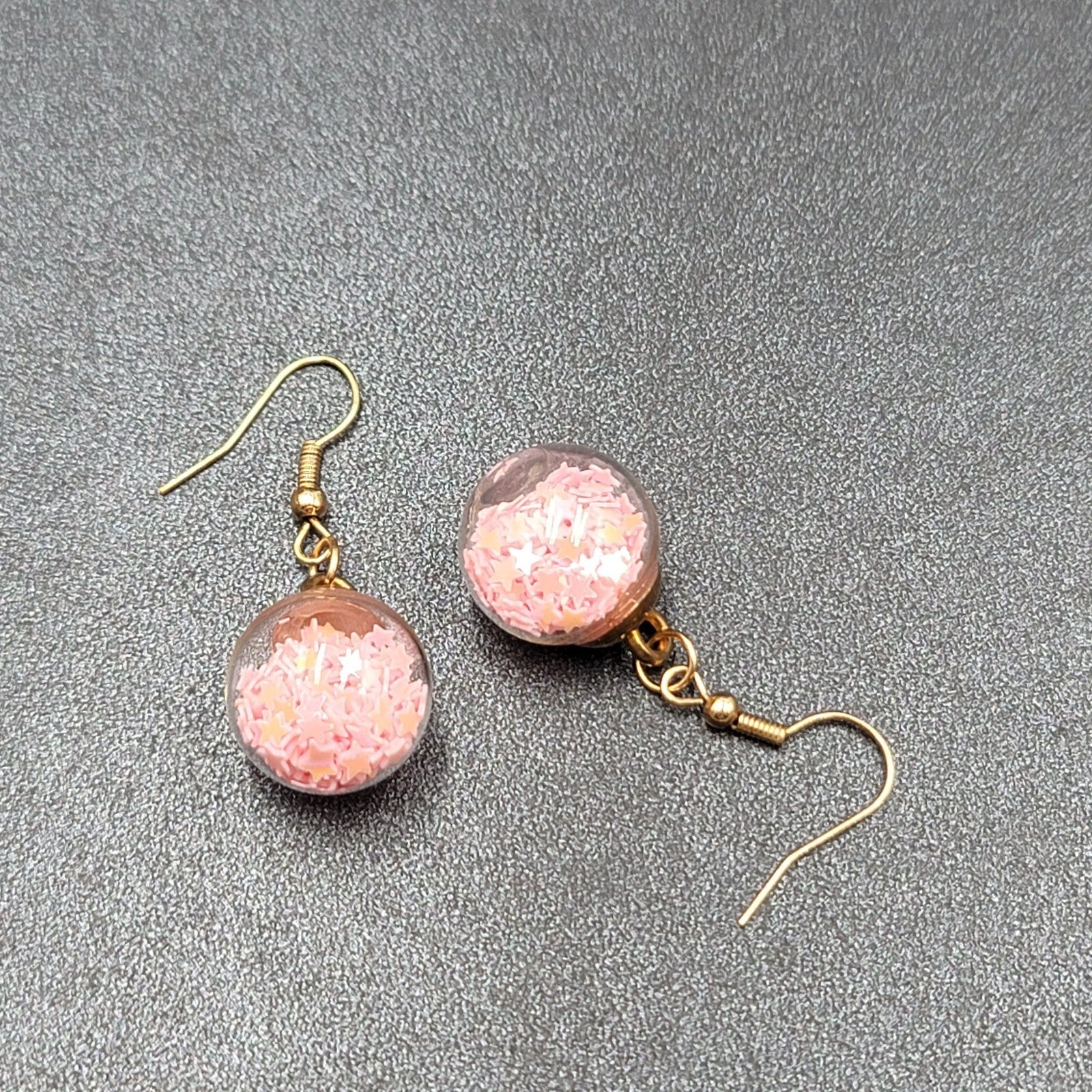 Pierced Earrings Silver tone Pink Star Confetti Glass Dangle 3/4"