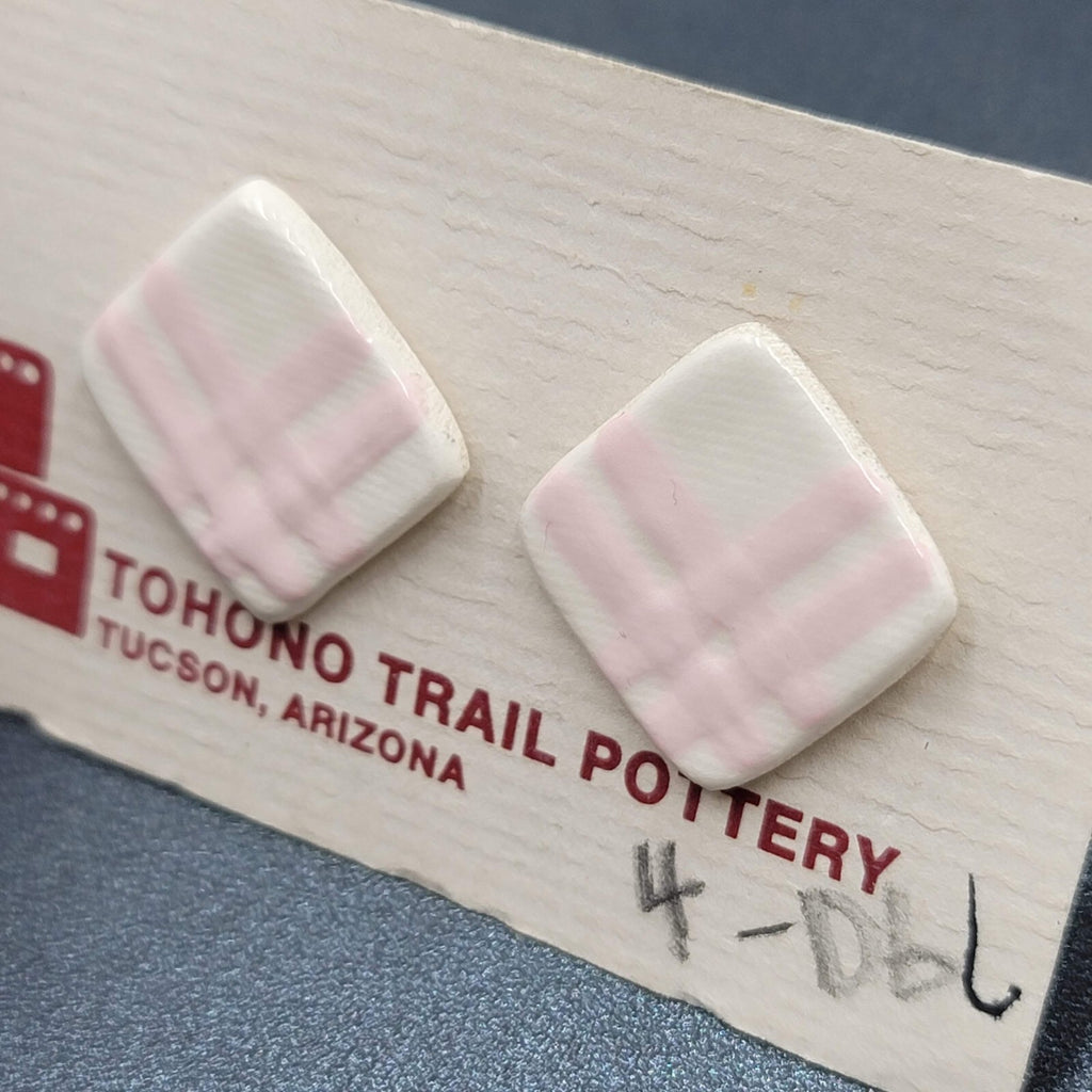 Vintage Tohono Trail Pottery Pierced Earrings Pink White Squares 1"