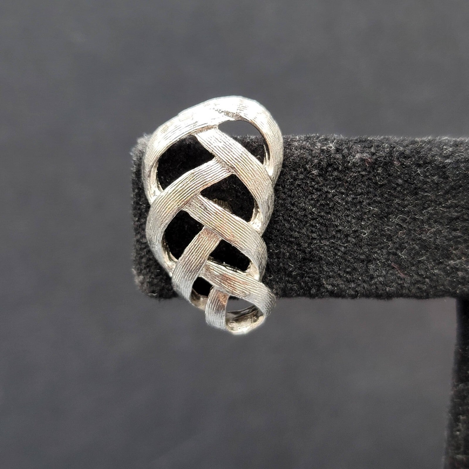 Vintage Pierced Earrings Textured Open Work Drop 7/8"
