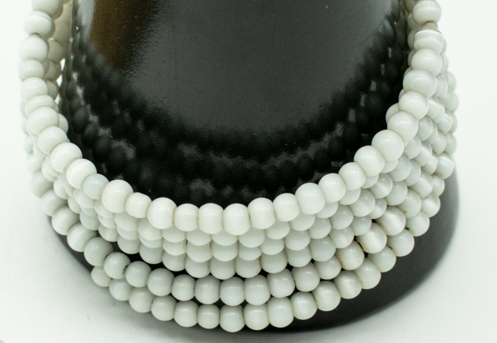 Vintage White Cat's Eye Beads Memory Wire Bracelet Estate Costume Jewelry 